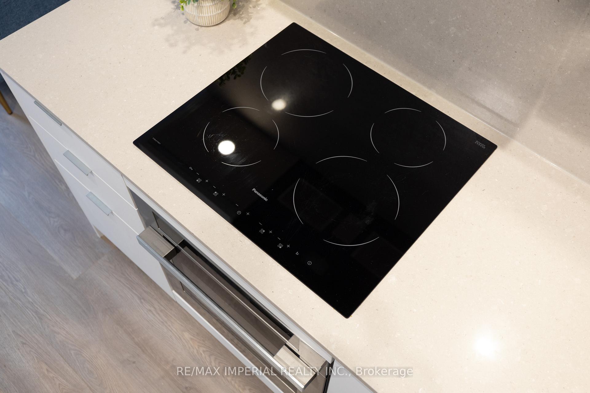 Photo 16 of Unit 1911, 8 Cedarland Drive, Markham, Unionville — HOMEH