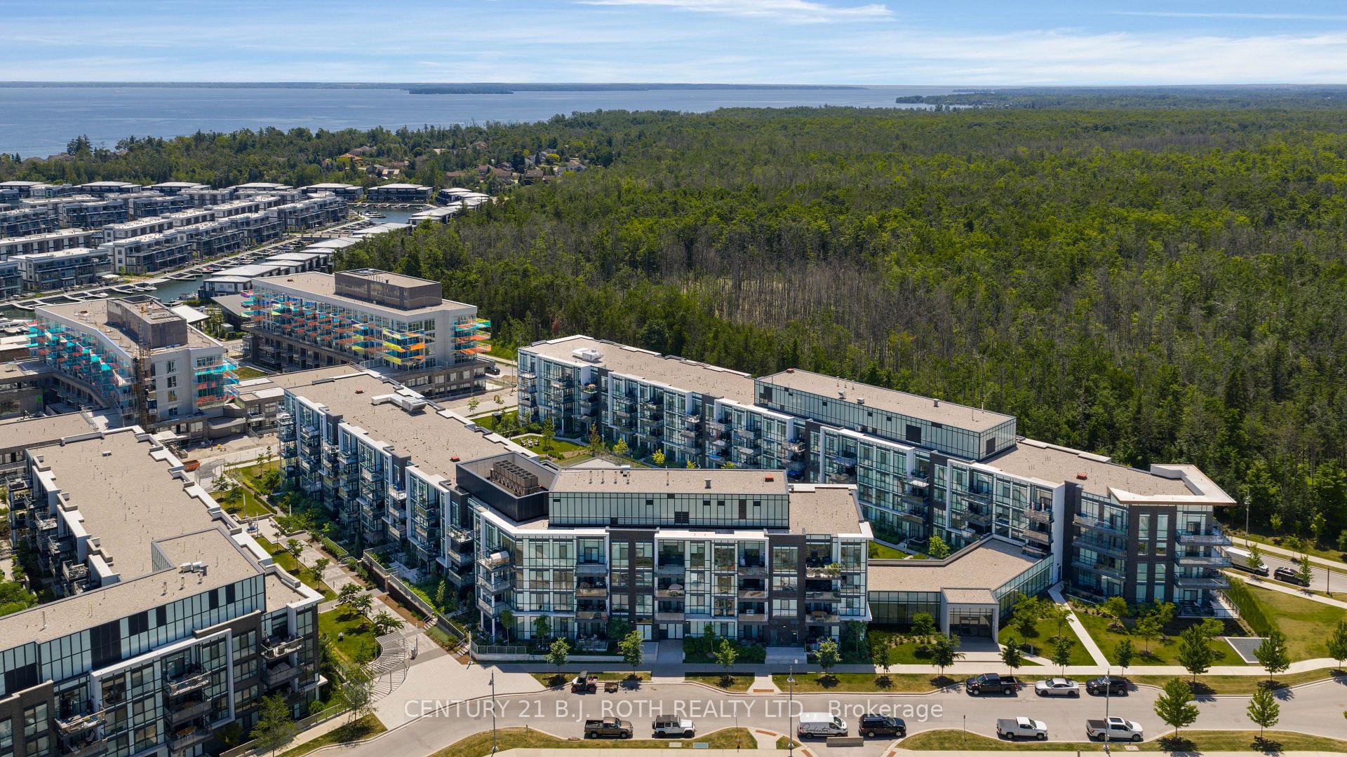 Front of Unit 123, 415 Sea Ray Avenue