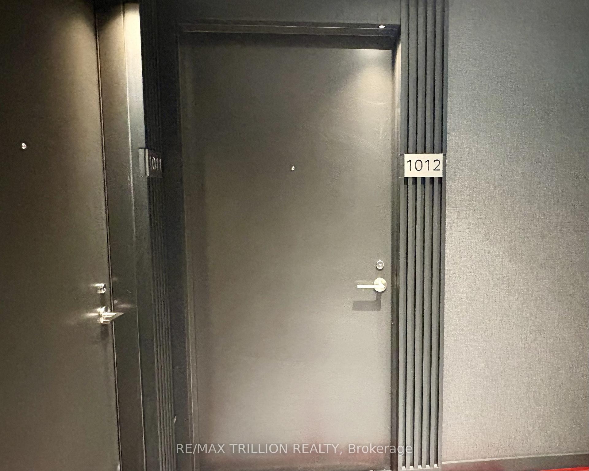 Photo 2 of Unit 1012N, 120 Broadway Avenue, Toronto, Mount Pleasant West — HOMEH