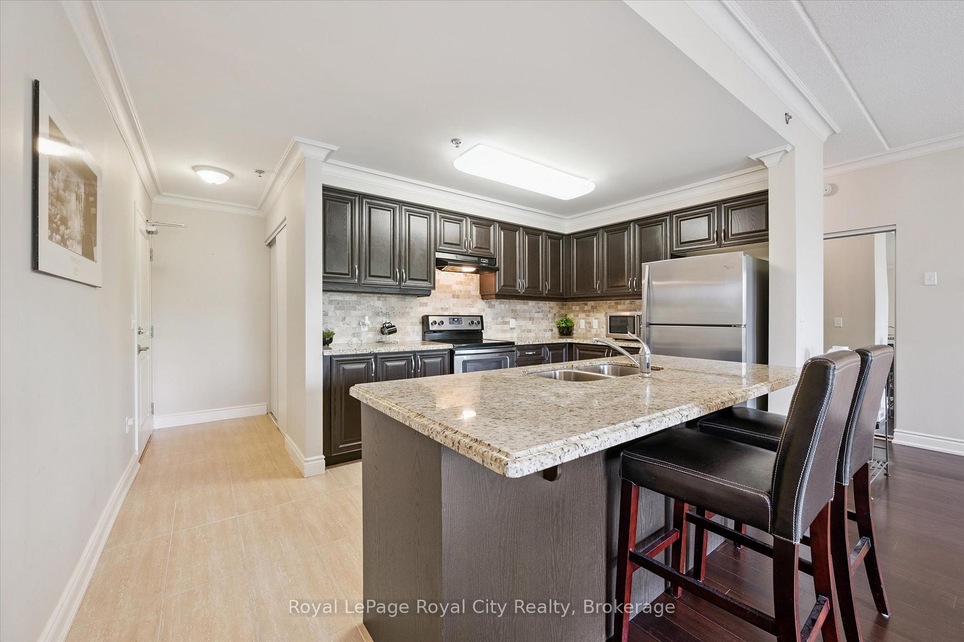 Photo 2 of Unit 122, 1440 Gordon Street, Guelph, Pineridge/Westminster Woods — HOMEH