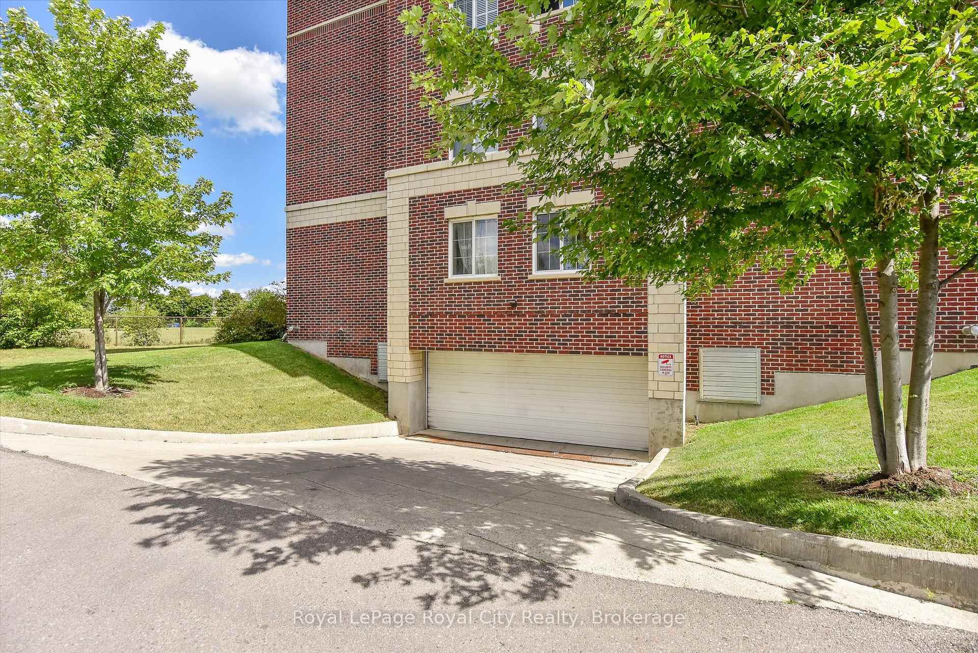 Photo 9 of Unit 122, 1440 Gordon Street, Guelph, Pineridge/Westminster Woods — HOMEH