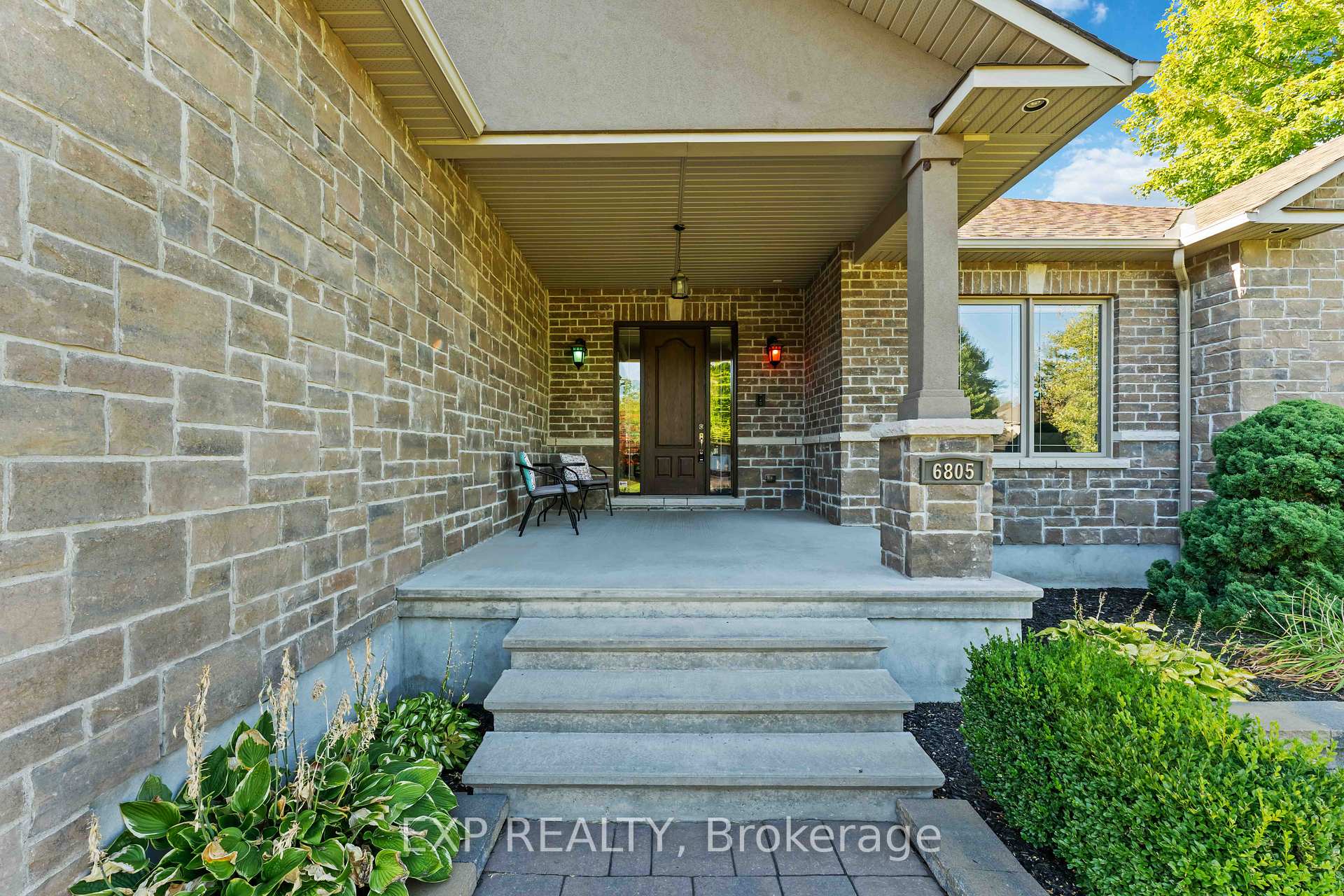Photo 3 of 6805 Pebble Trail Way, Ottawa, Greely — HOMEH