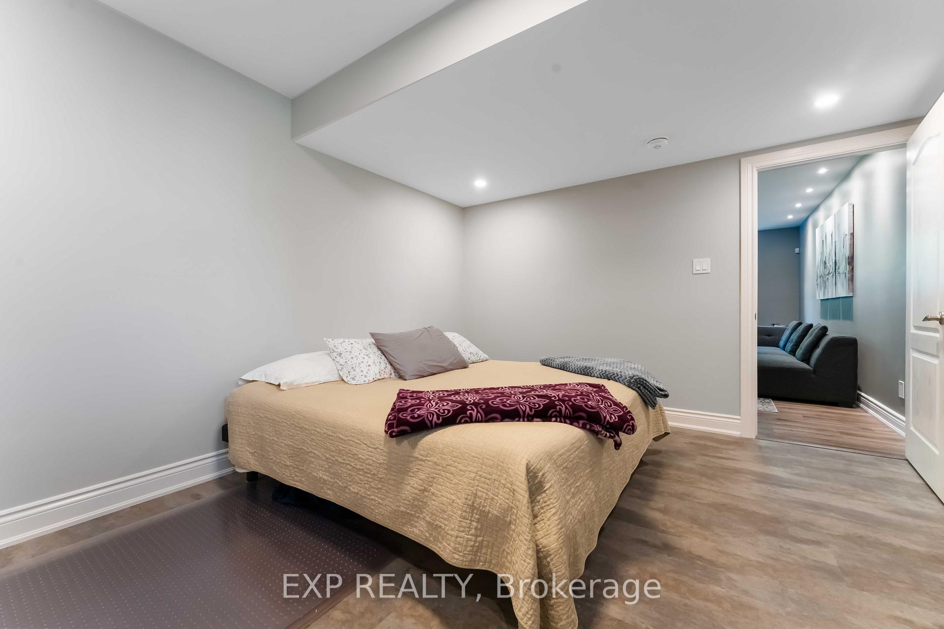 Photo 35 of 6805 Pebble Trail Way, Ottawa, Greely — HOMEH