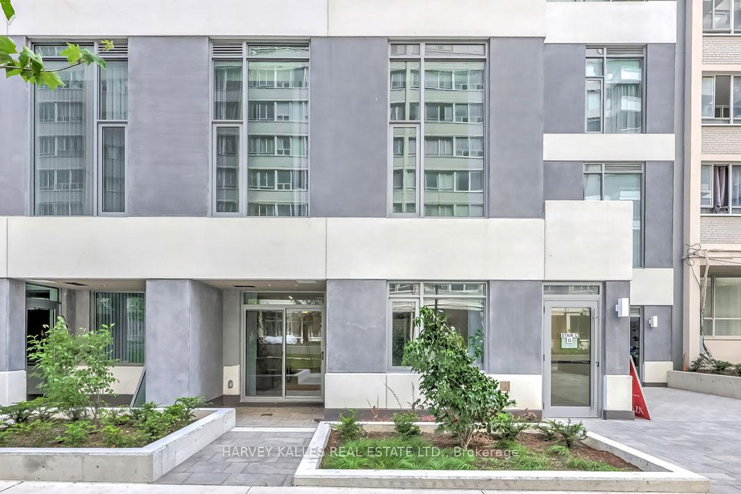 Front of Unit TH117, 50 Dunfield Avenue