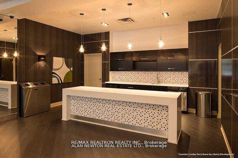 Photo 6 of Unit 504, 75 North Park Road, Vaughan, Beverley Glen — HOMEH