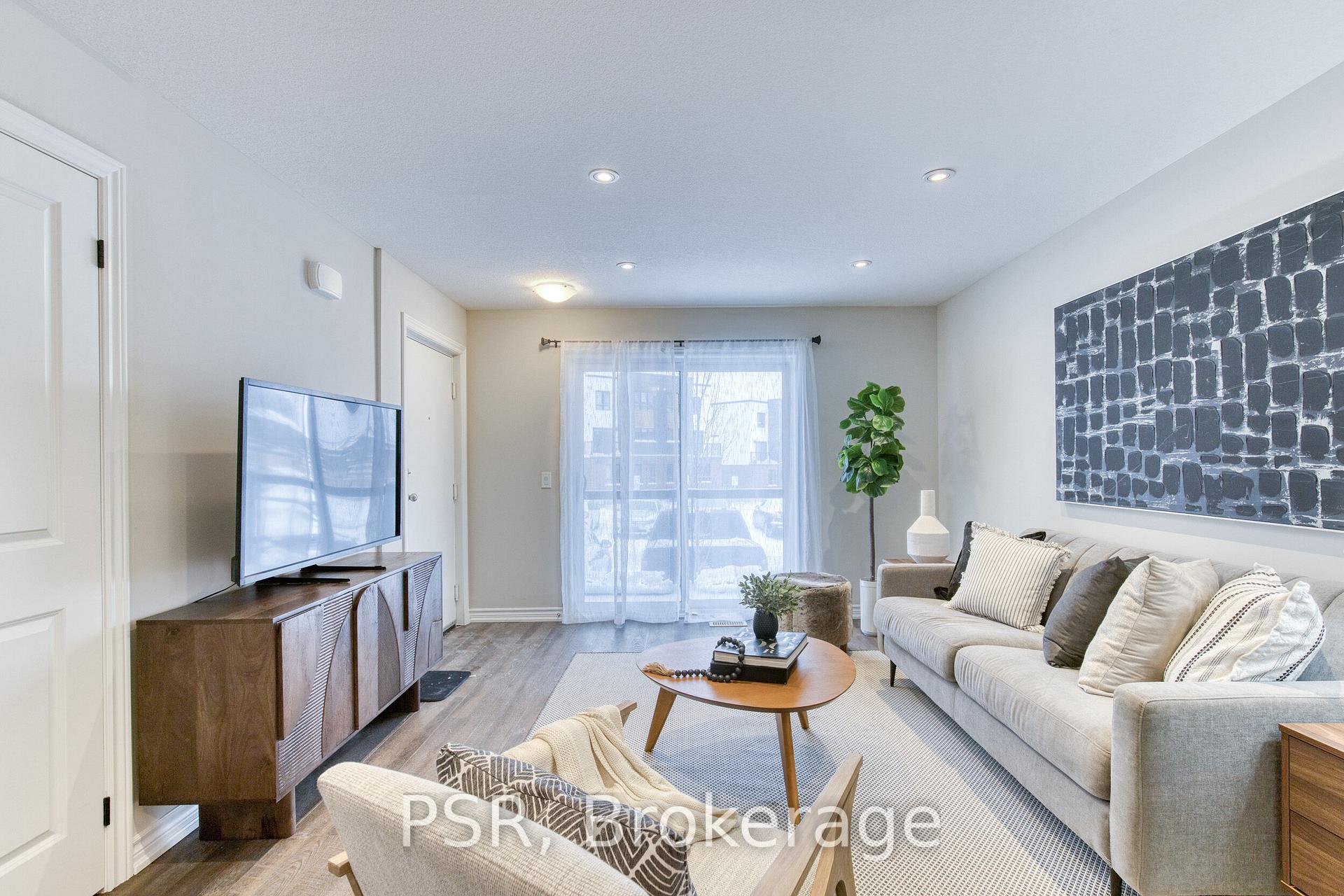 Photo 3 of Unit 23, 235 Chapel Hill Drive, Kitchener — HOMEH