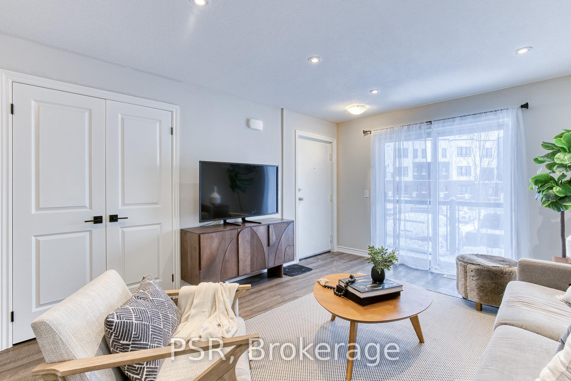 Photo 4 of Unit 23, 235 Chapel Hill Drive, Kitchener — HOMEH