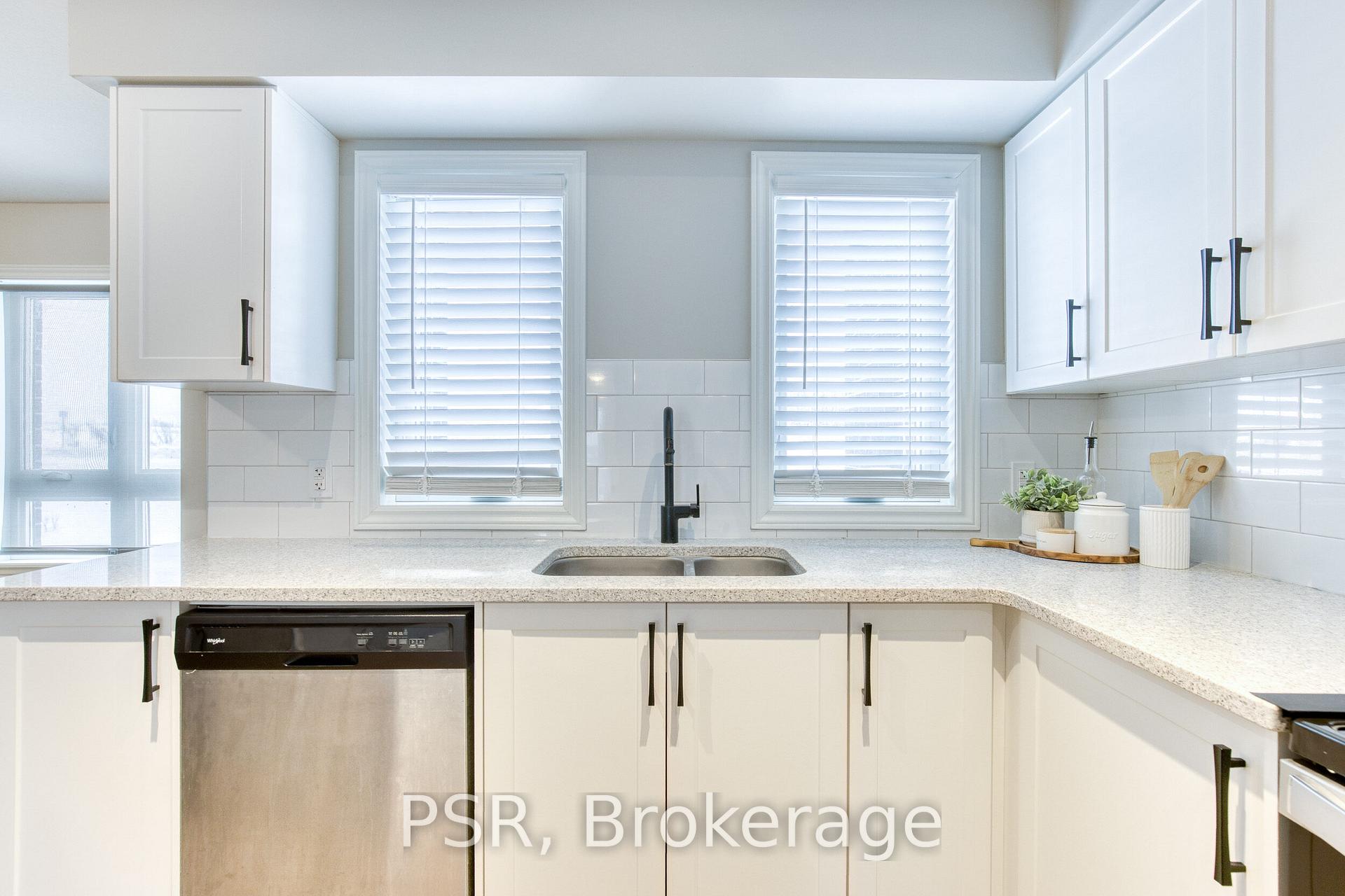 Photo 7 of Unit 23, 235 Chapel Hill Drive, Kitchener — HOMEH