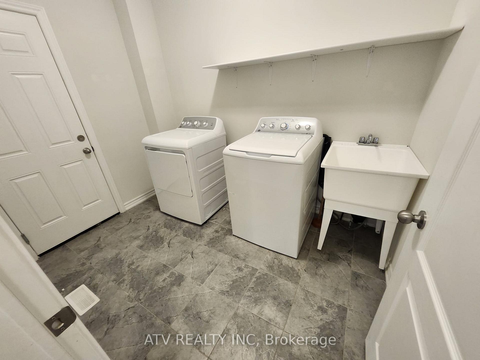 Photo 29 of 1909 Don White Court, Oshawa, Taunton — HOMEH