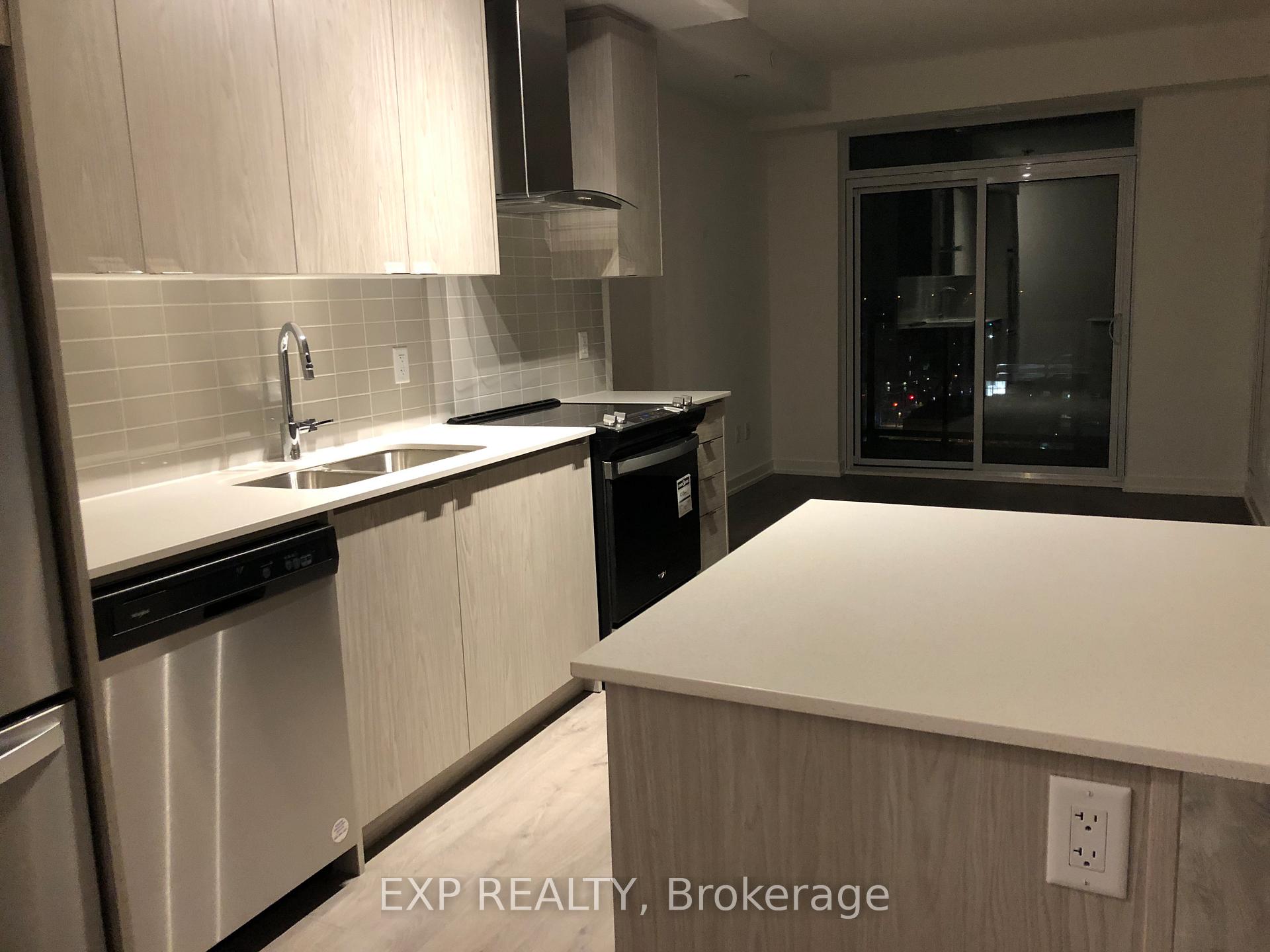 Photo 13 of Unit 1405, 55 Duke Street W, Kitchener, City Commercial Core — HOMEH
