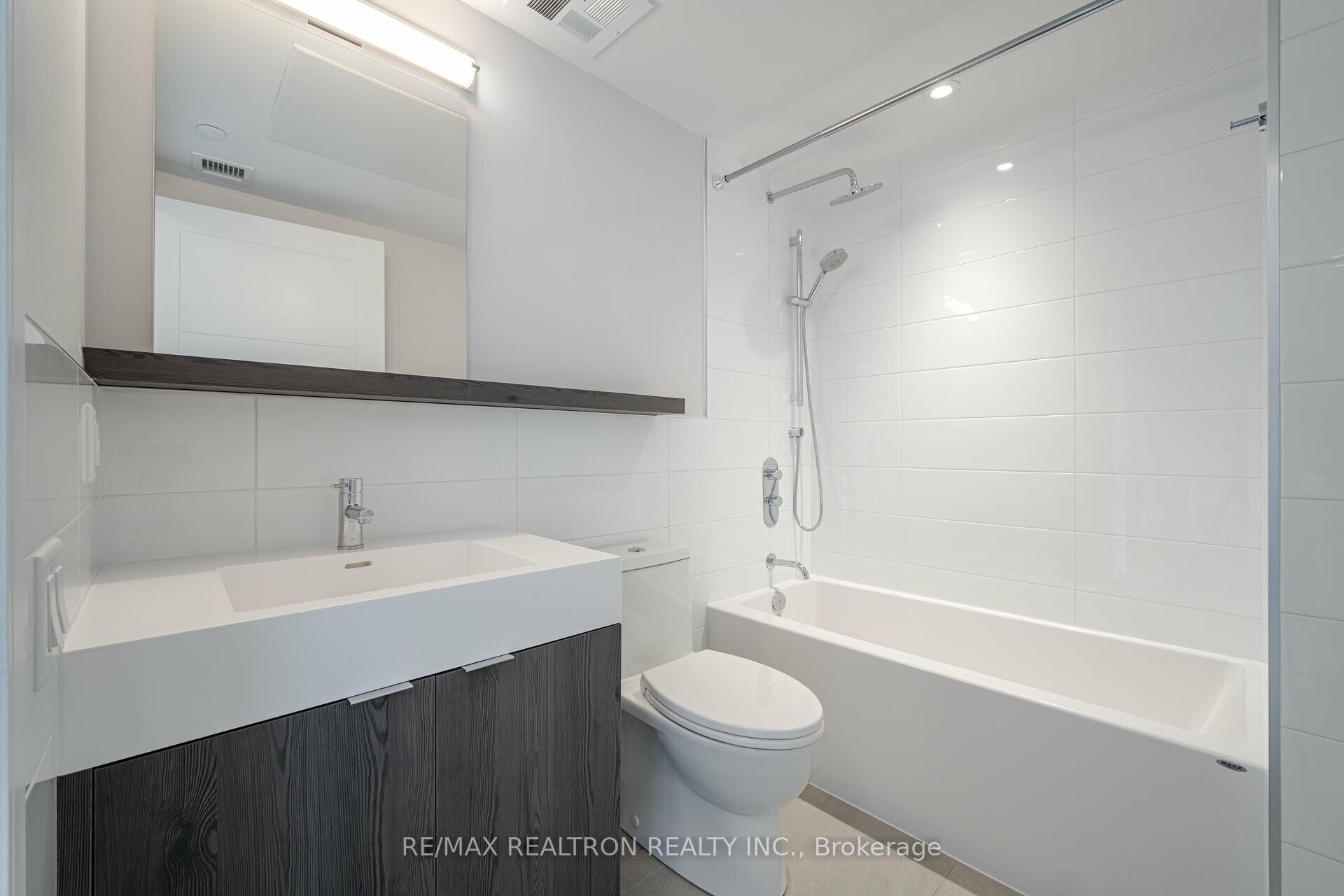 Photo 5 of Unit 1003, 2525 Bathurst Street, Toronto, Forest Hill North — HOMEH