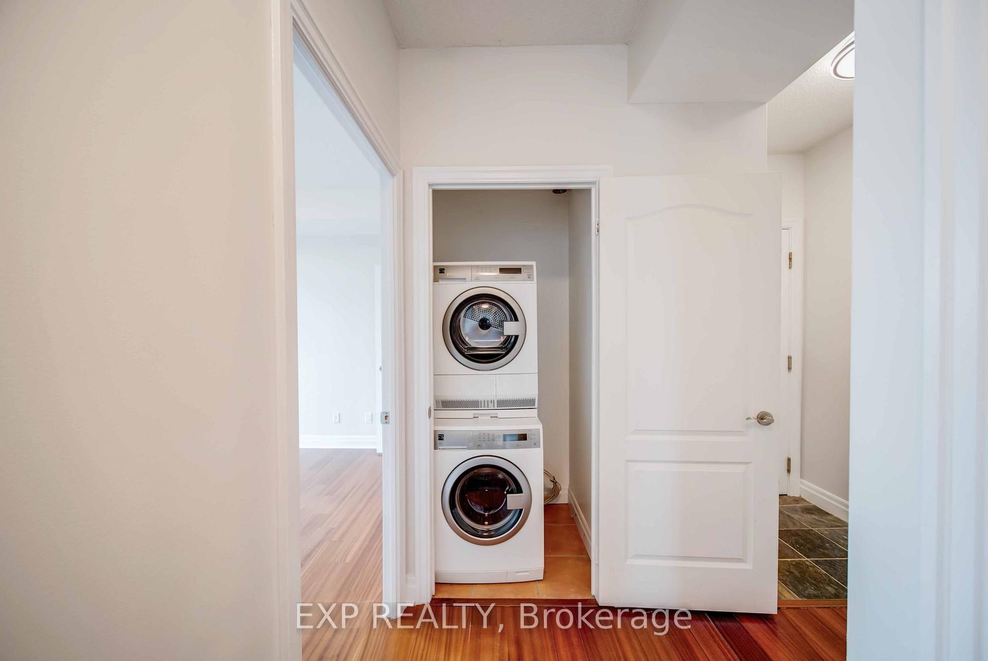 Photo 12 of Unit 1003, 2119 Lakeshore Boulevard W, Etobicoke, Mimico — HOMEH