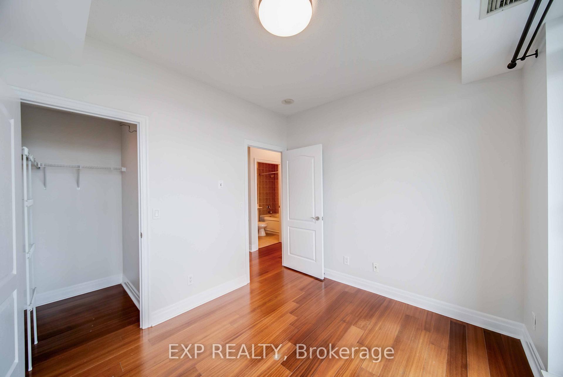 Photo 6 of Unit 1003, 2119 Lakeshore Boulevard W, Etobicoke, Mimico — HOMEH