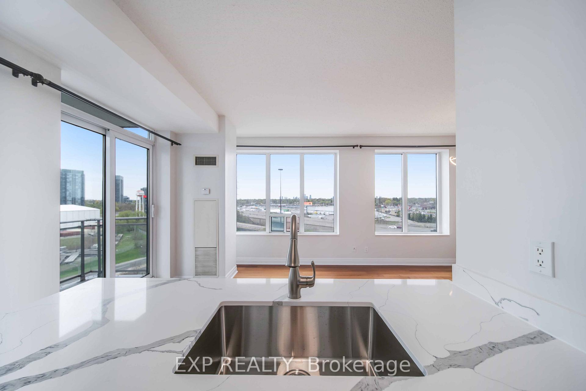 Photo 10 of Unit 1003, 2119 Lakeshore Boulevard W, Etobicoke, Mimico — HOMEH