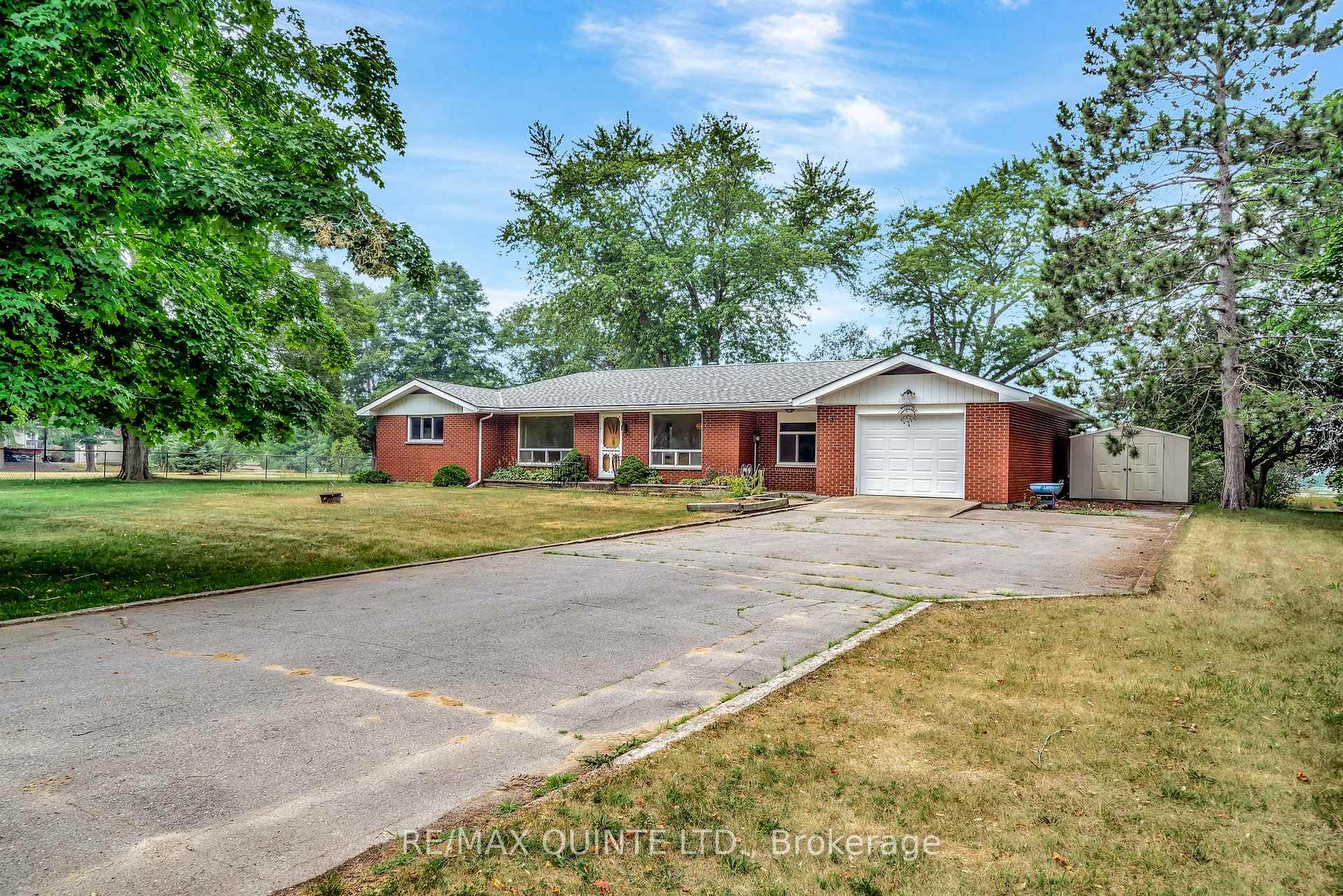 Photo 48 of 1462 County Road 12, Prince Edward County, Hallowell — HOMEH
