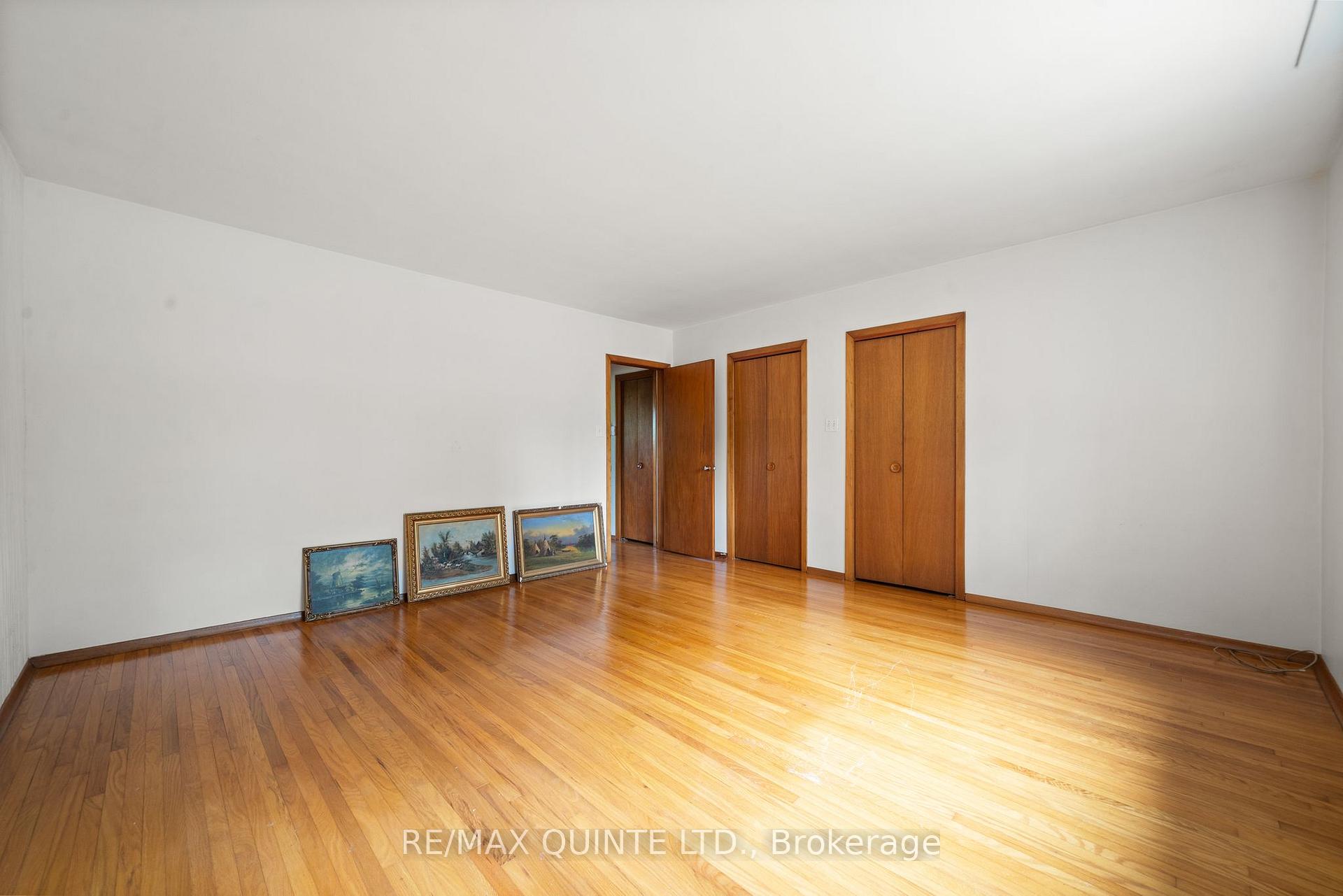 Photo 18 of 1462 County Road 12, Prince Edward County, Hallowell — HOMEH