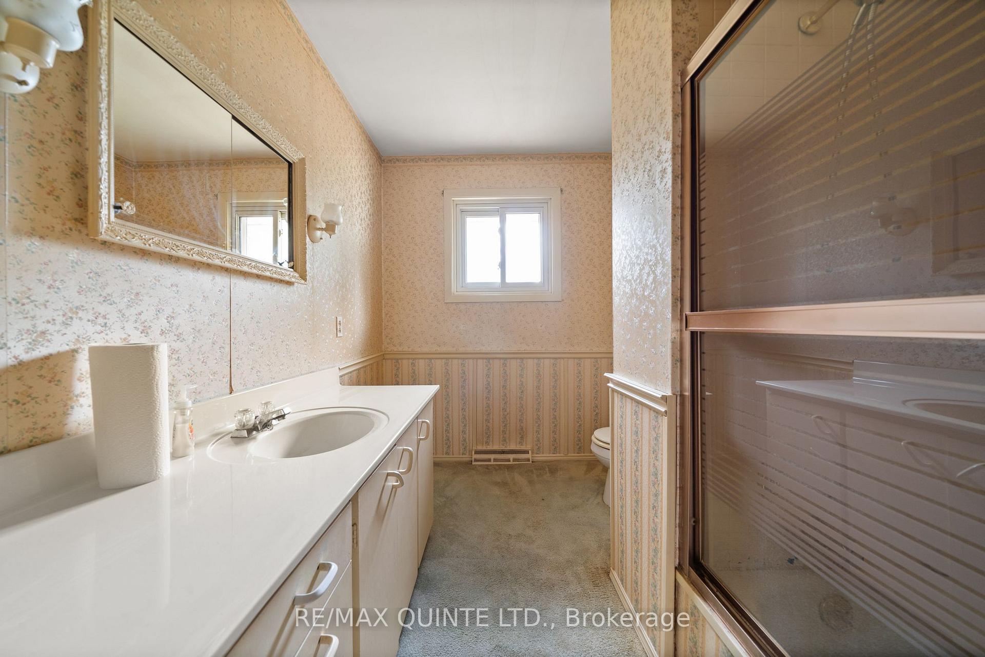 Photo 19 of 1462 County Road 12, Prince Edward County, Hallowell — HOMEH