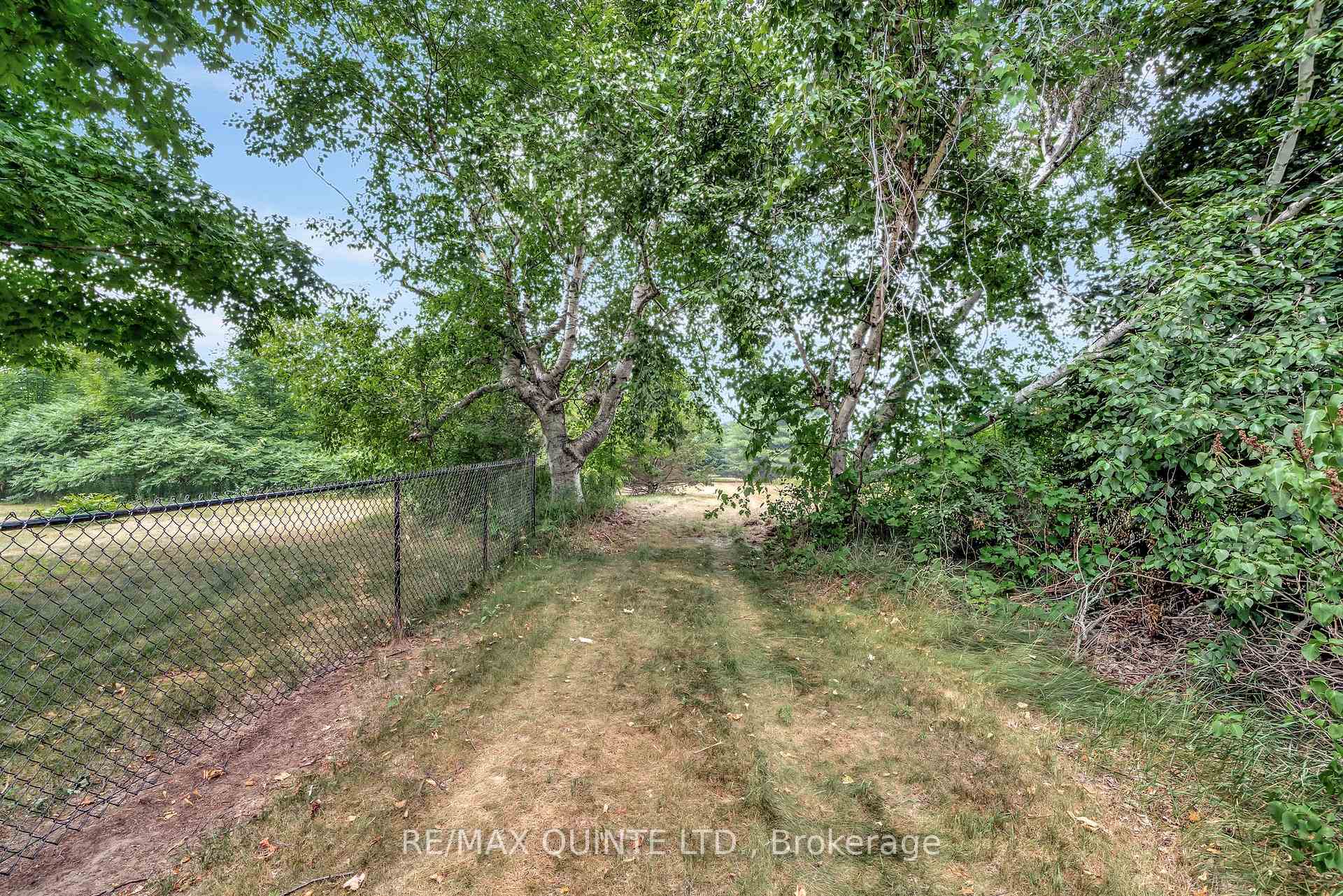 Photo 28 of 1462 County Road 12, Prince Edward County, Hallowell — HOMEH