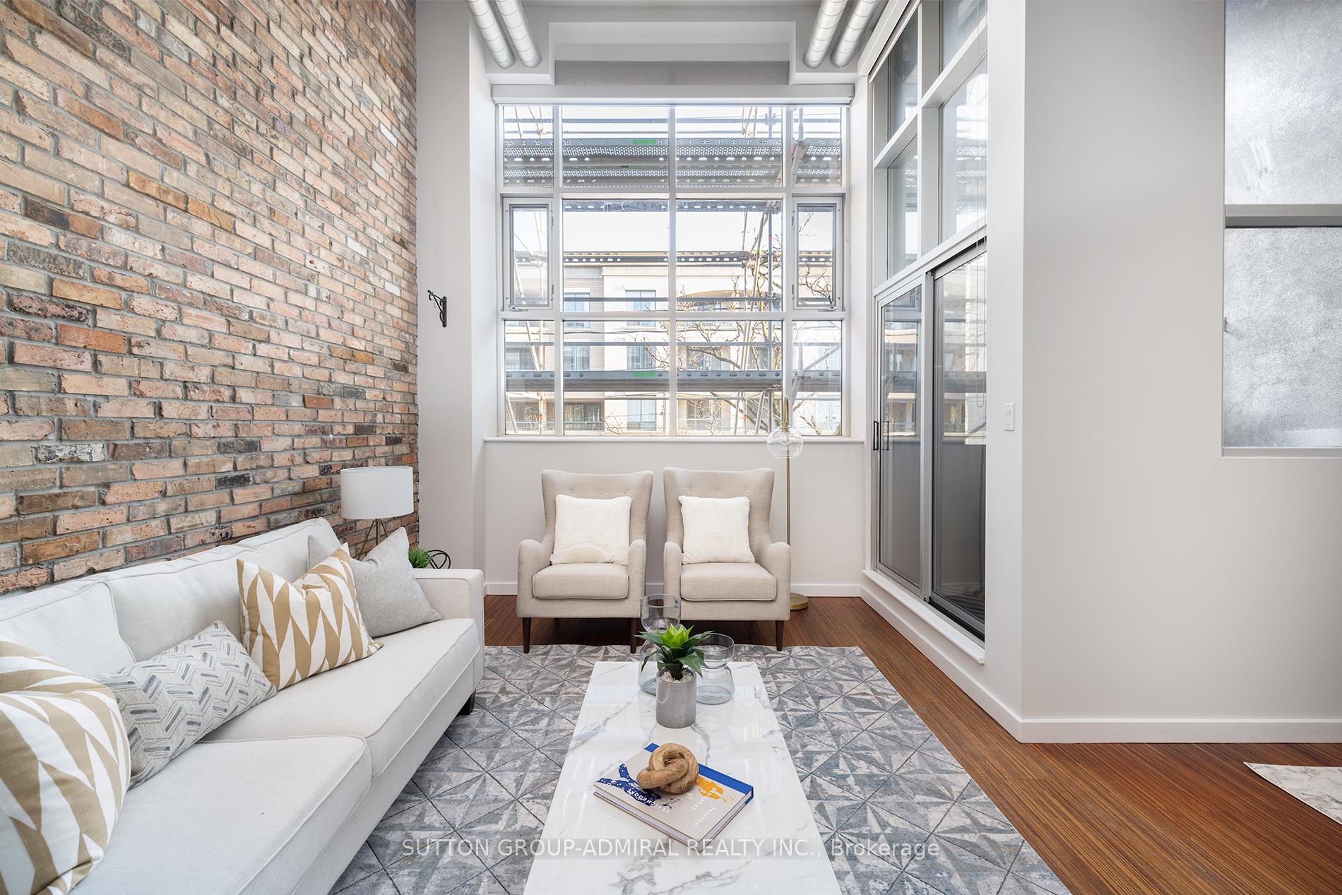 Photo 2 of Unit 201, 1852 Queen Street E, Toronto, The Beaches — HOMEH