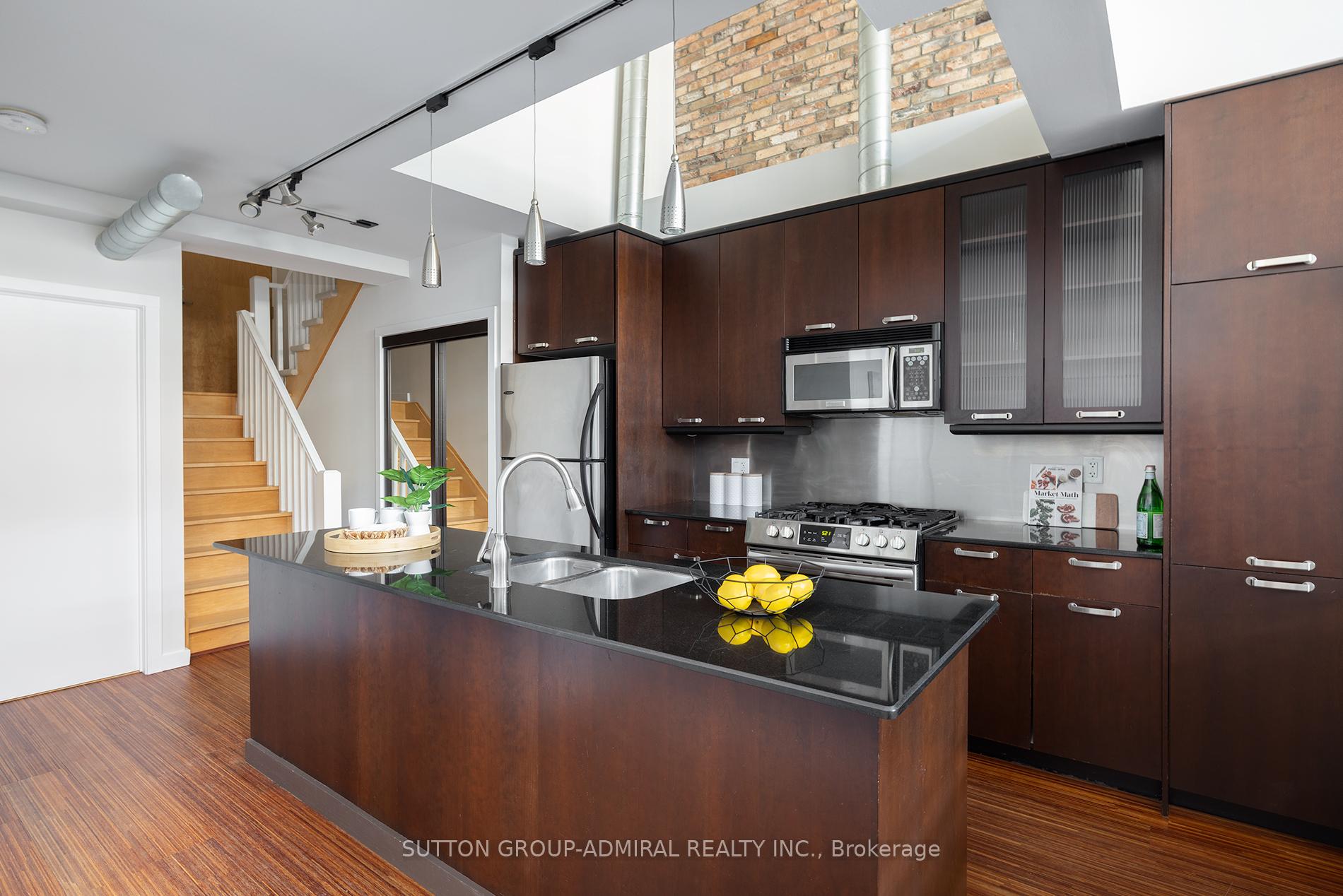 Photo 7 of Unit 201, 1852 Queen Street E, Toronto, The Beaches — HOMEH