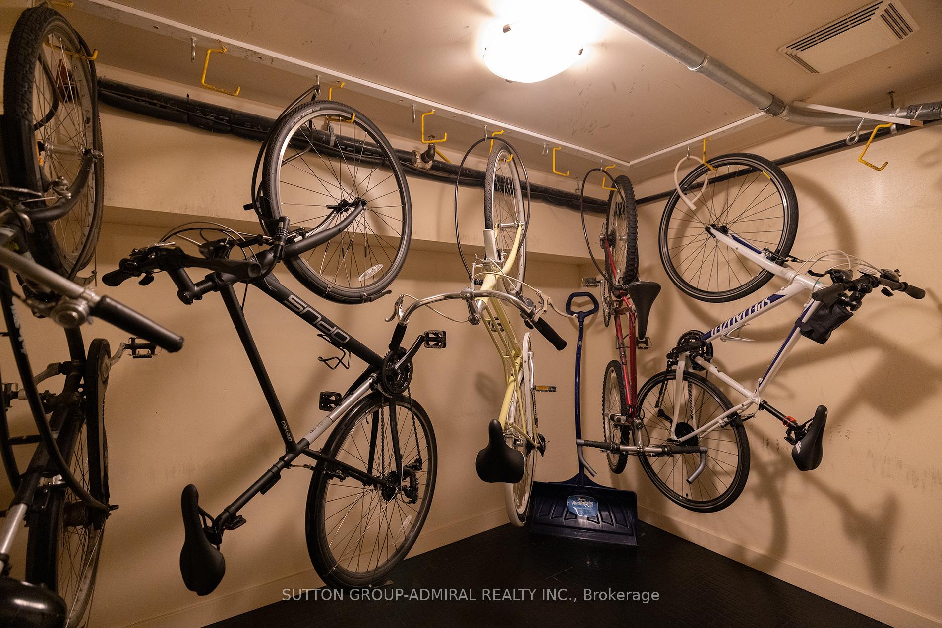 Photo 14 of Unit 201, 1852 Queen Street E, Toronto, The Beaches — HOMEH