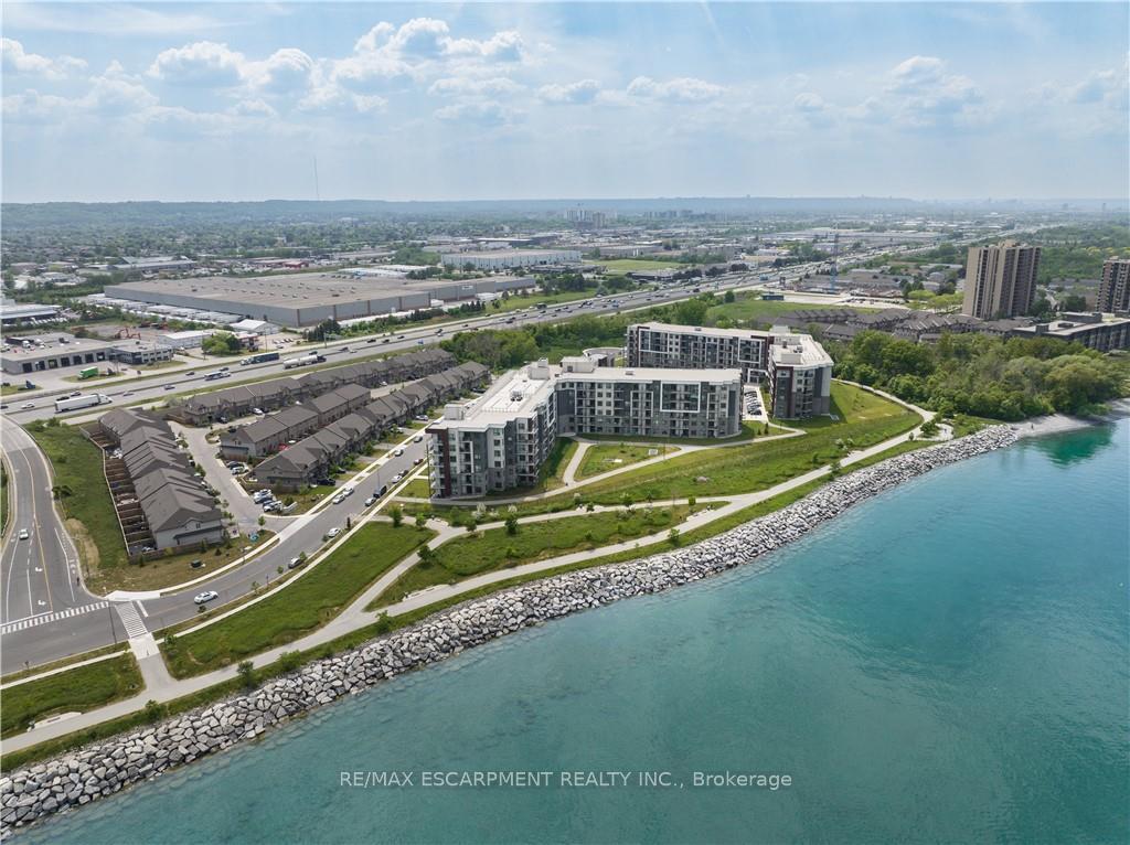 Photo 2 of Unit 434, 101 Shoreview Place, Hamilton, Lakeshore — HOMEH