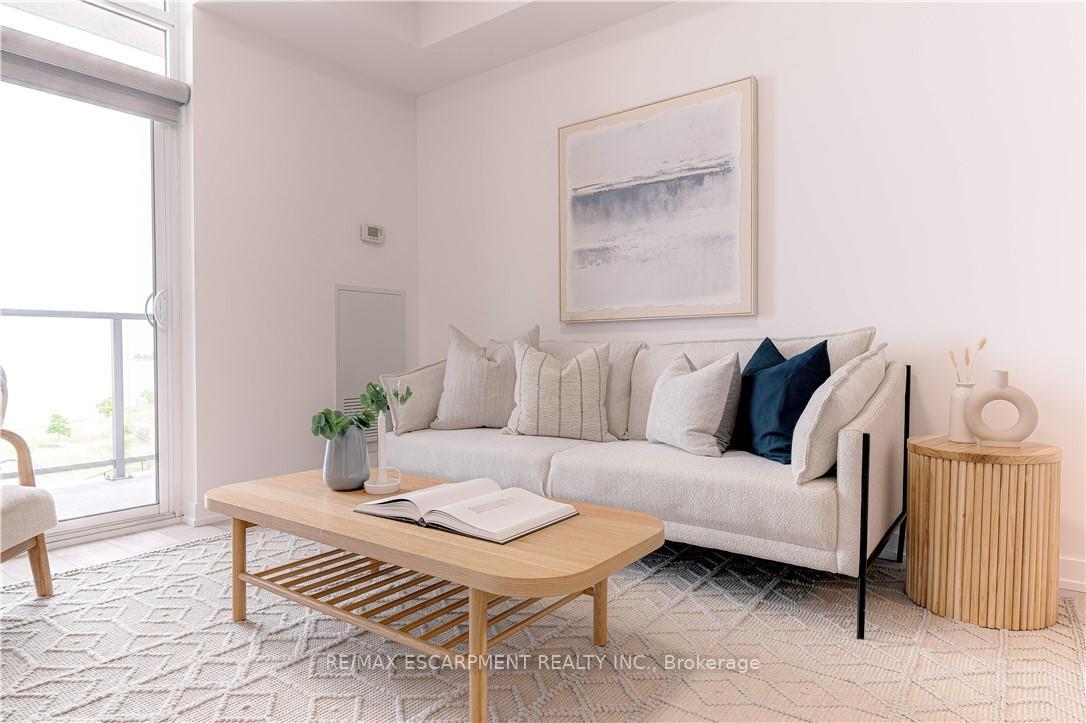 Photo 9 of Unit 434, 101 Shoreview Place, Hamilton, Lakeshore — HOMEH