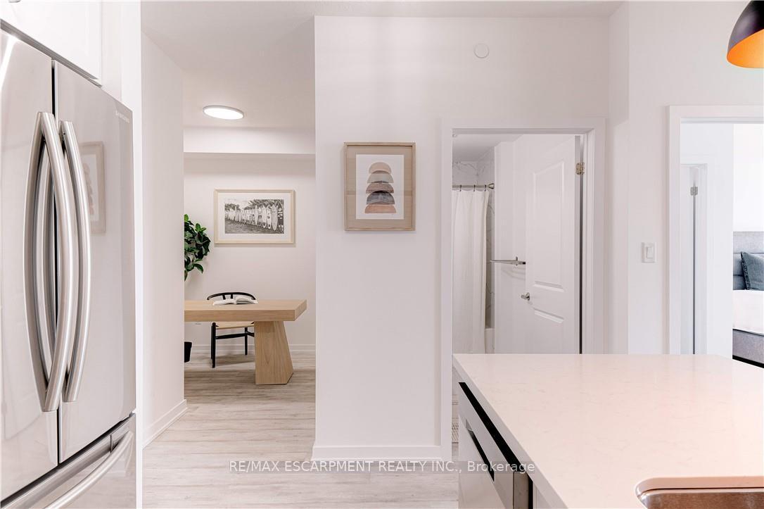 Photo 14 of Unit 434, 101 Shoreview Place, Hamilton, Lakeshore — HOMEH