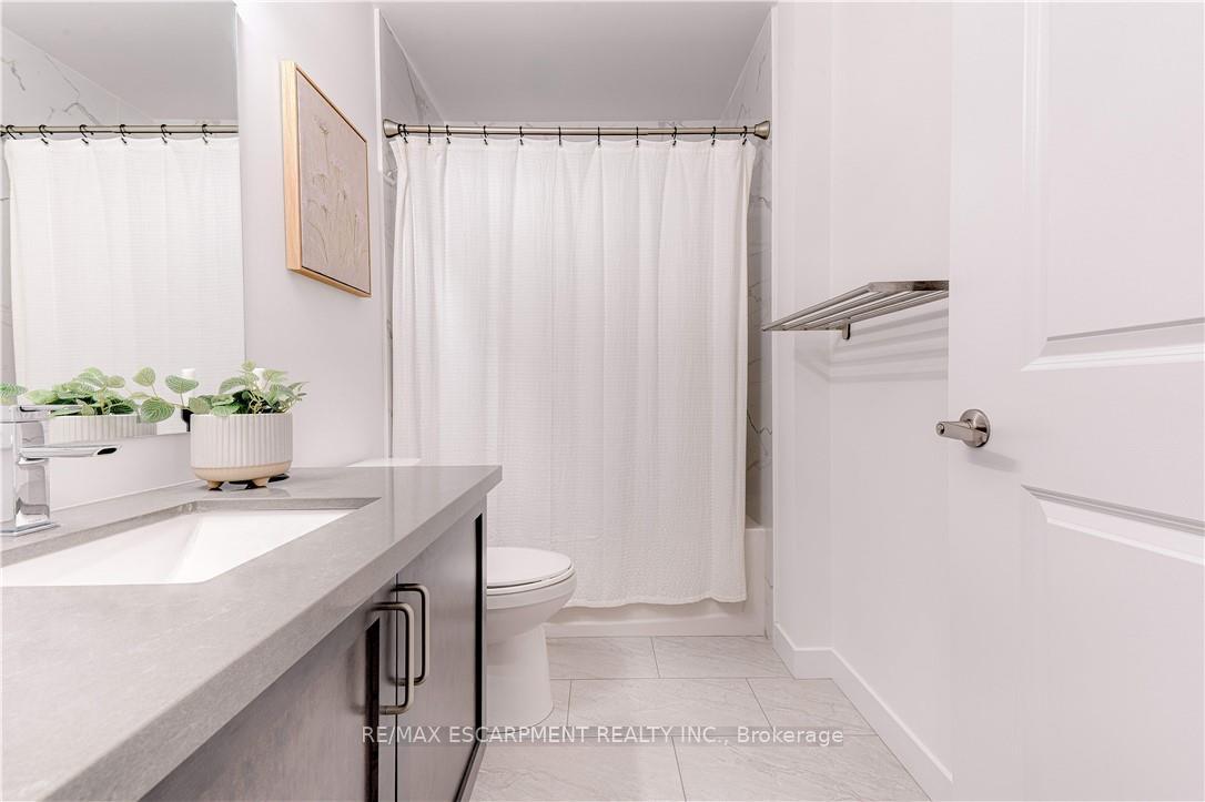 Photo 29 of Unit 434, 101 Shoreview Place, Hamilton, Lakeshore — HOMEH