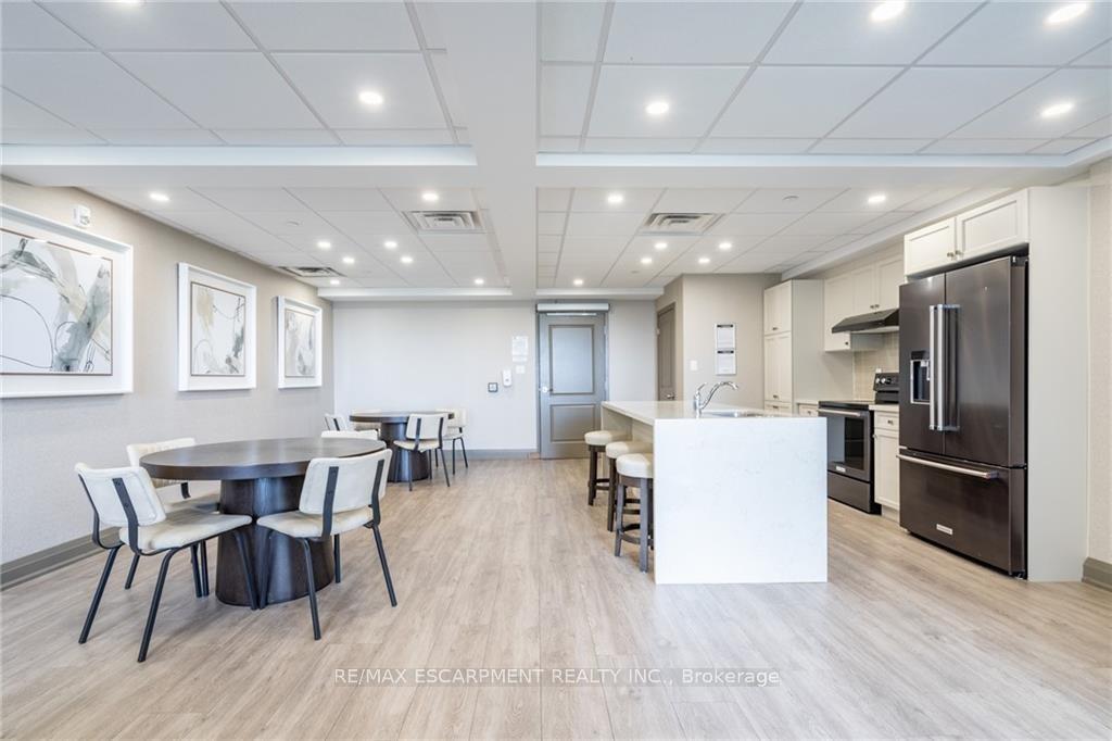 Photo 21 of Unit 434, 101 Shoreview Place, Hamilton, Lakeshore — HOMEH