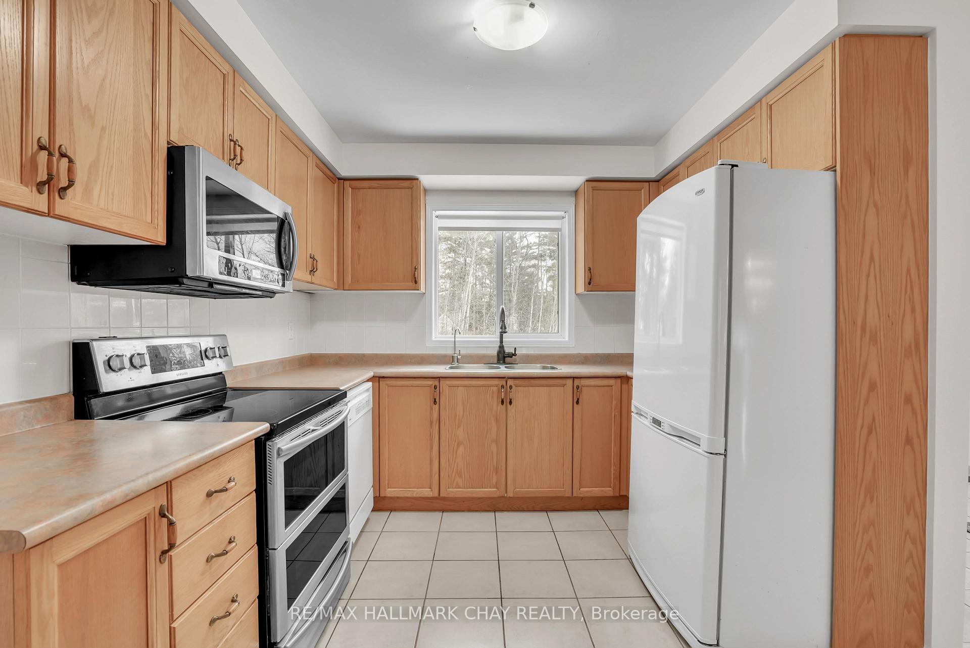 Photo 7 of 1667 Tiny Beaches Road S, Tiny, Rural Tiny — HOMEH