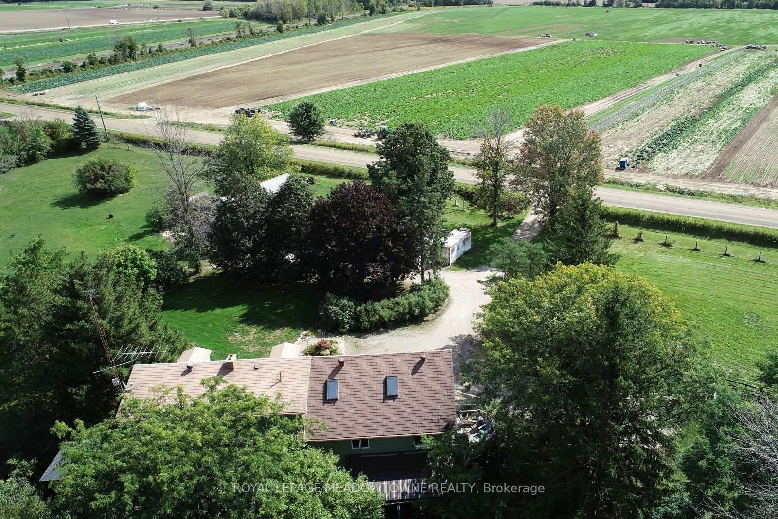 Photo 31 of 6824 10th Line, New Tecumseth, Beeton — HOMEH