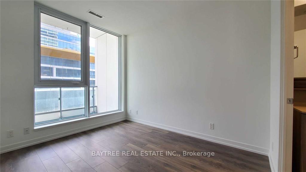 Photo 5 of Unit 301, 5 Buttermill Avenue, Vaughan, Vaughan Corporate Centre — HOMEH