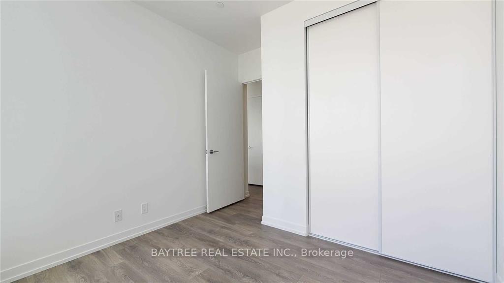Photo 4 of Unit 301, 5 Buttermill Avenue, Vaughan, Vaughan Corporate Centre — HOMEH