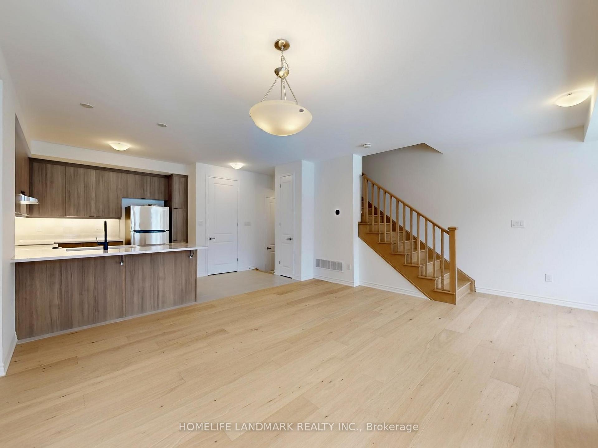Photo 8 of 7 Avani Avenue, Markham, Rural Markham — HOMEH