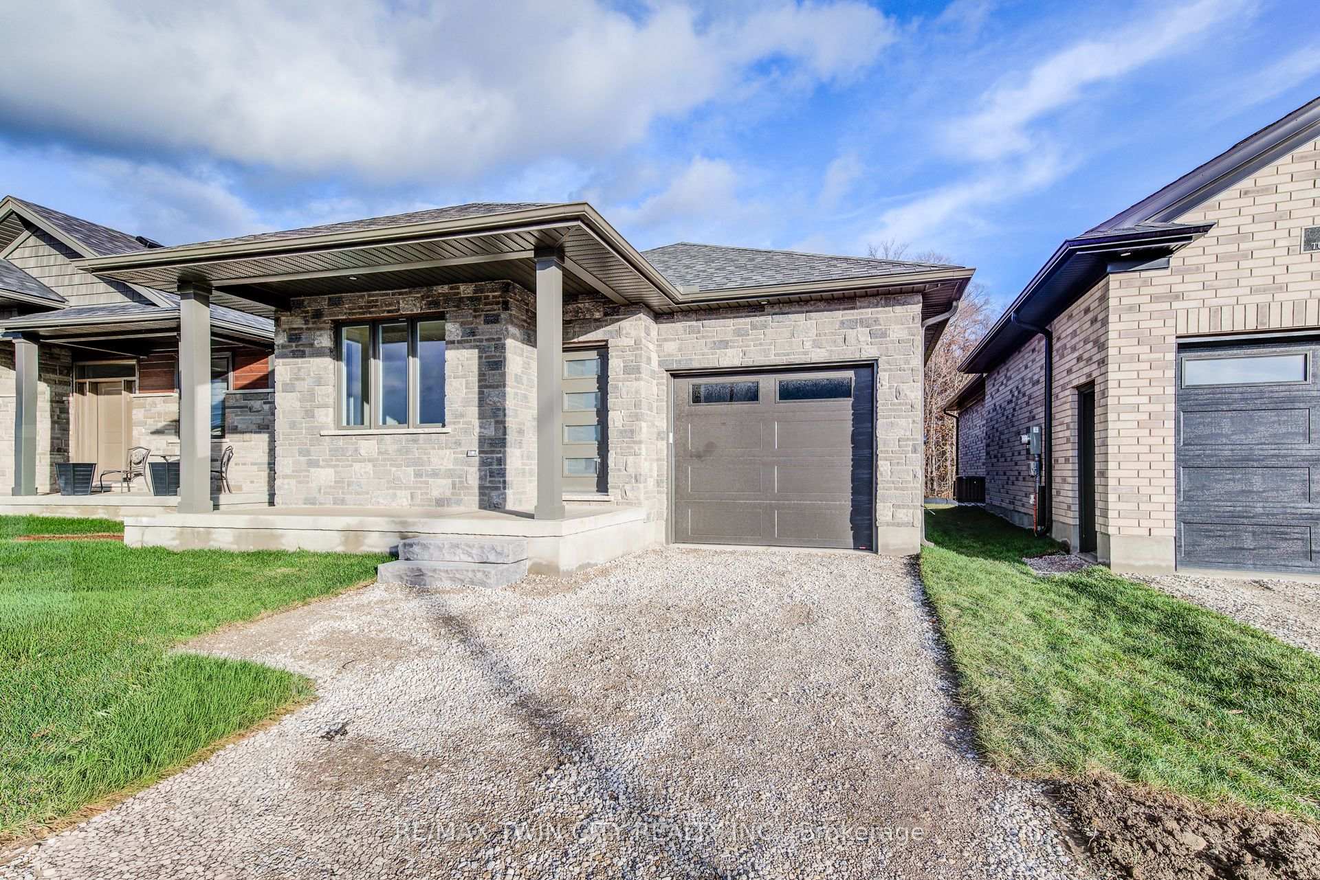 Photo 1 of 27 Tupelo Crescent, Woolwich — HOMEH
