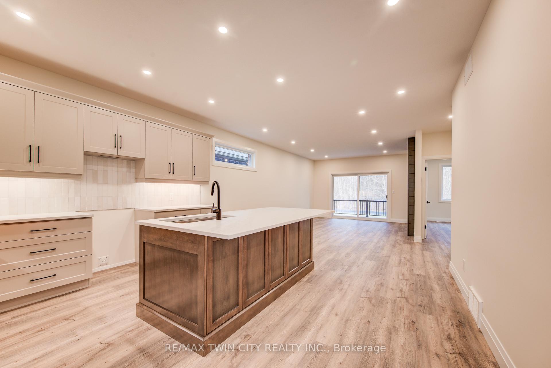 Photo 7 of 27 Tupelo Crescent, Woolwich — HOMEH