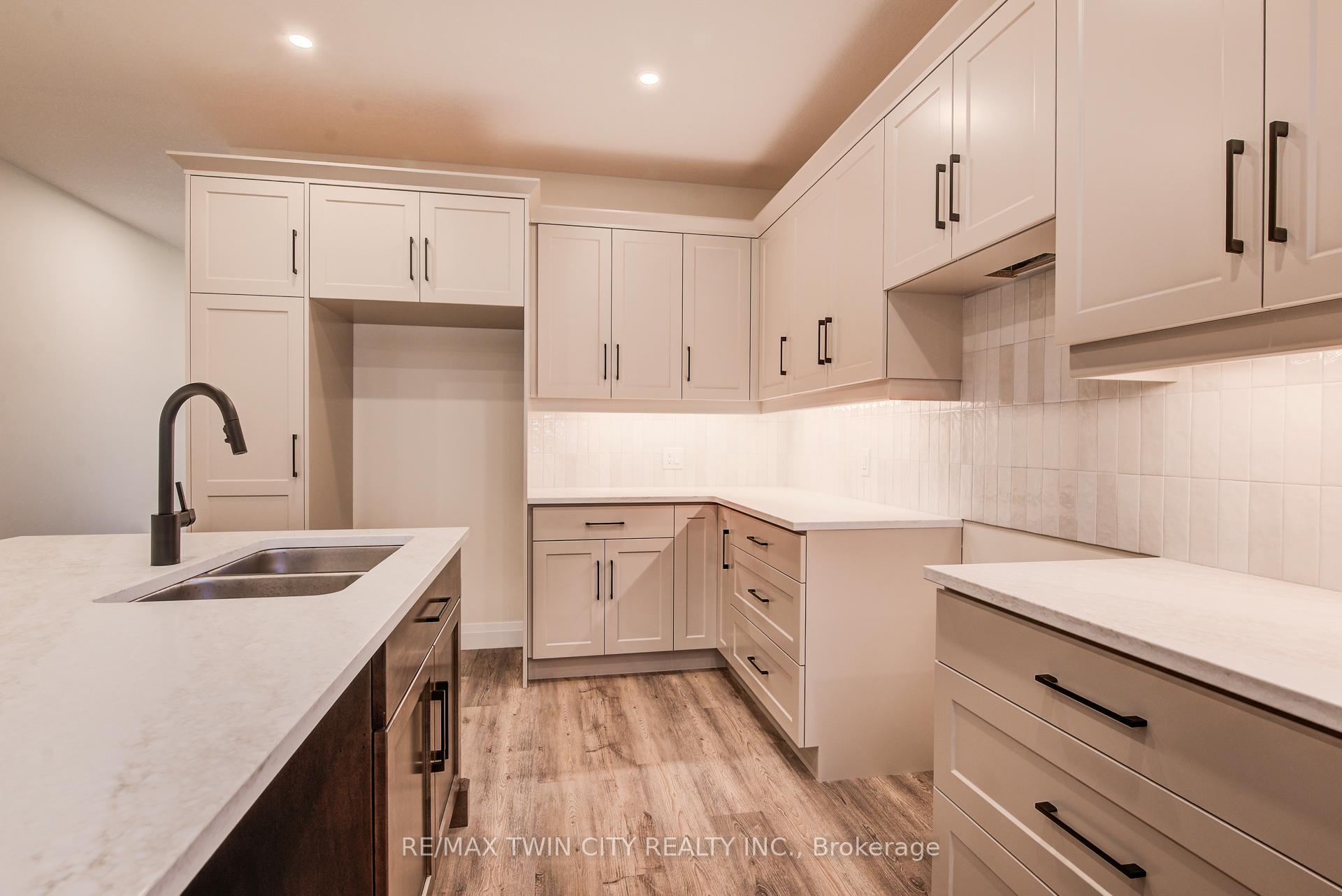 Photo 10 of 27 Tupelo Crescent, Woolwich — HOMEH