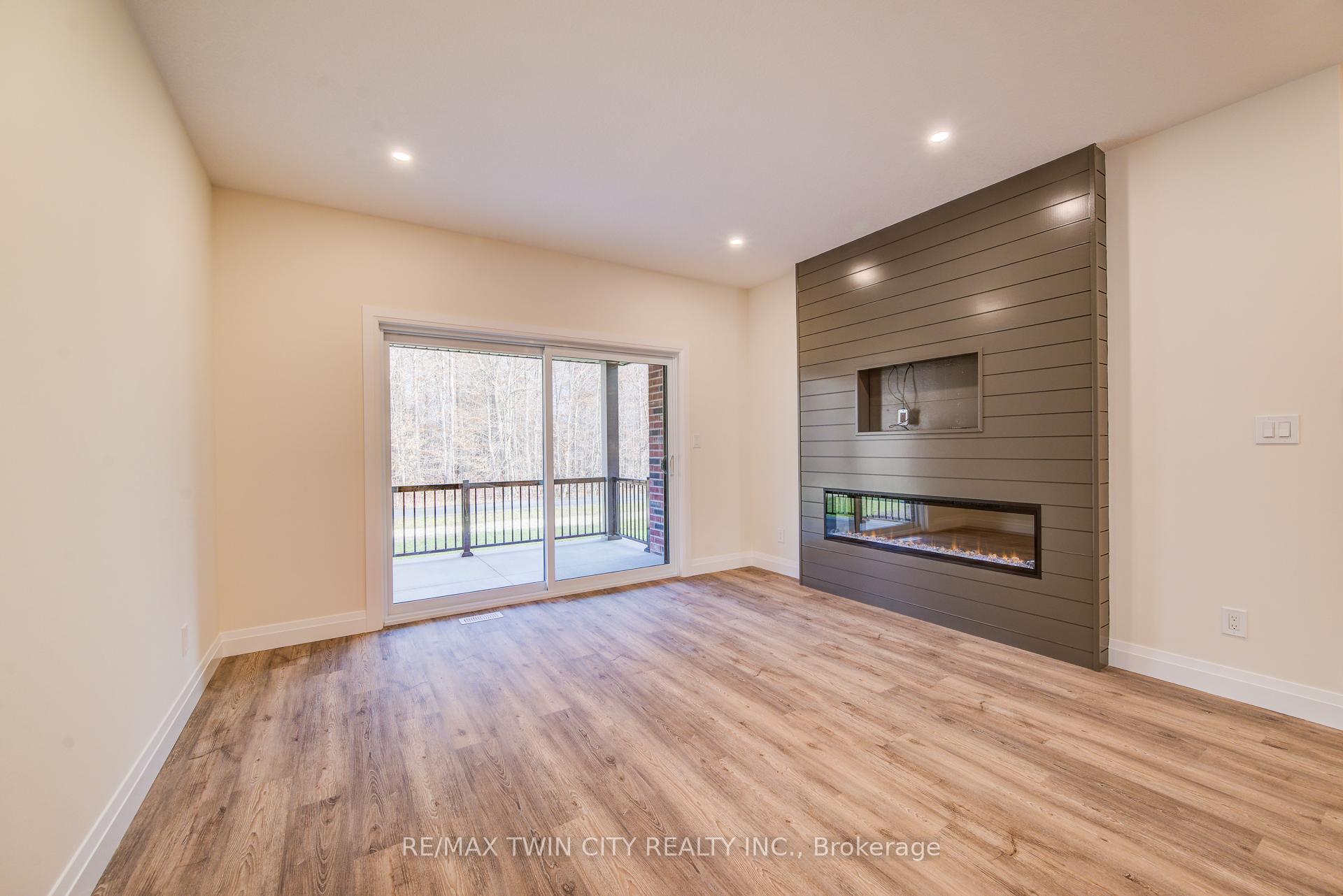 Photo 15 of 27 Tupelo Crescent, Woolwich — HOMEH