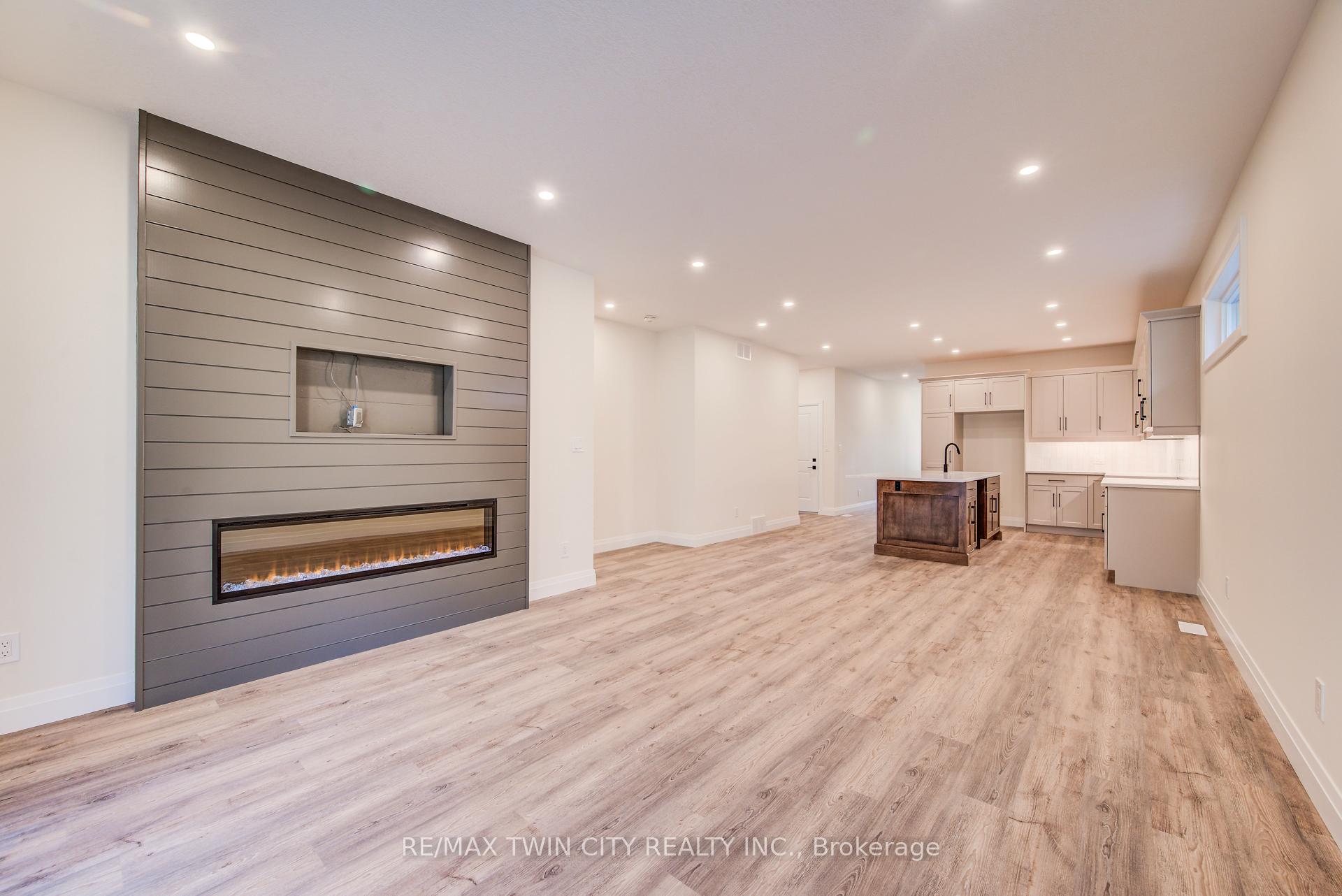 Photo 13 of 27 Tupelo Crescent, Woolwich — HOMEH
