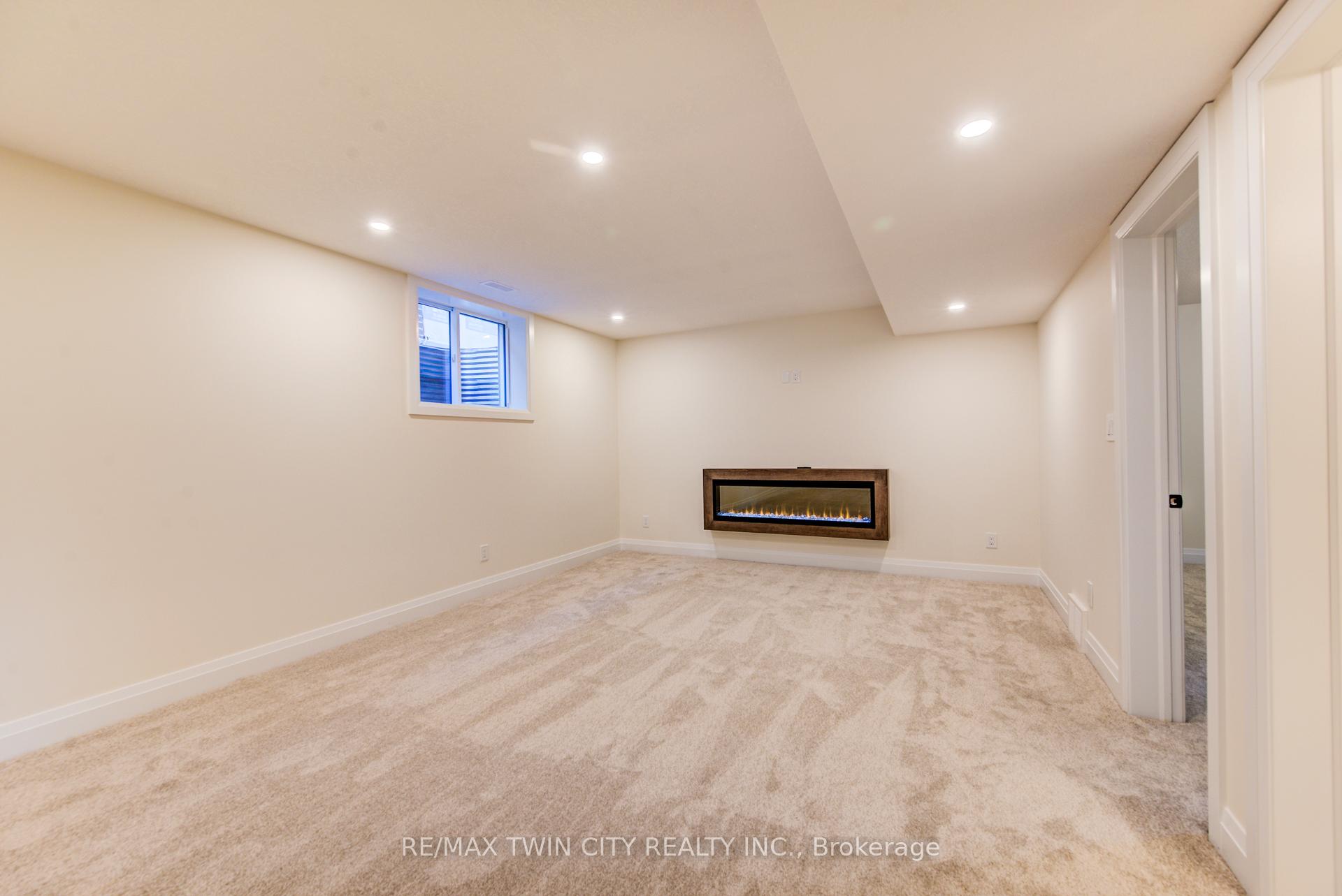 Photo 45 of 27 Tupelo Crescent, Woolwich — HOMEH