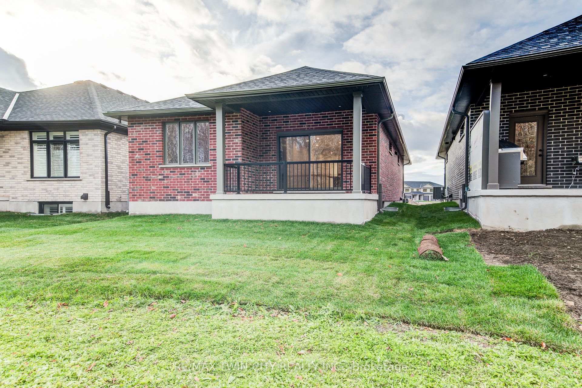 Photo 42 of 27 Tupelo Crescent, Woolwich — HOMEH