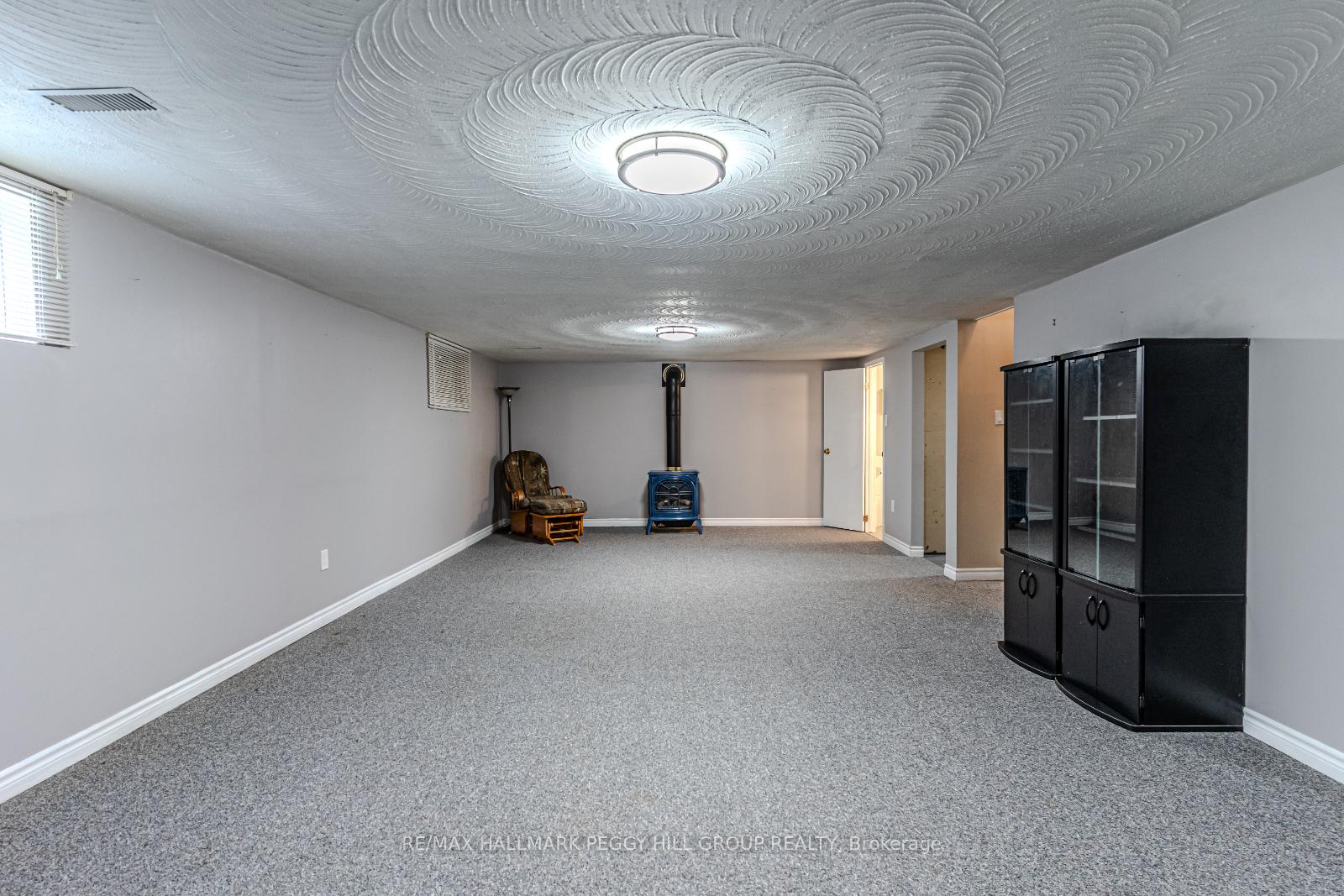 Photo 11 of 92 Hickling Trail, Barrie, Grove East — HOMEH