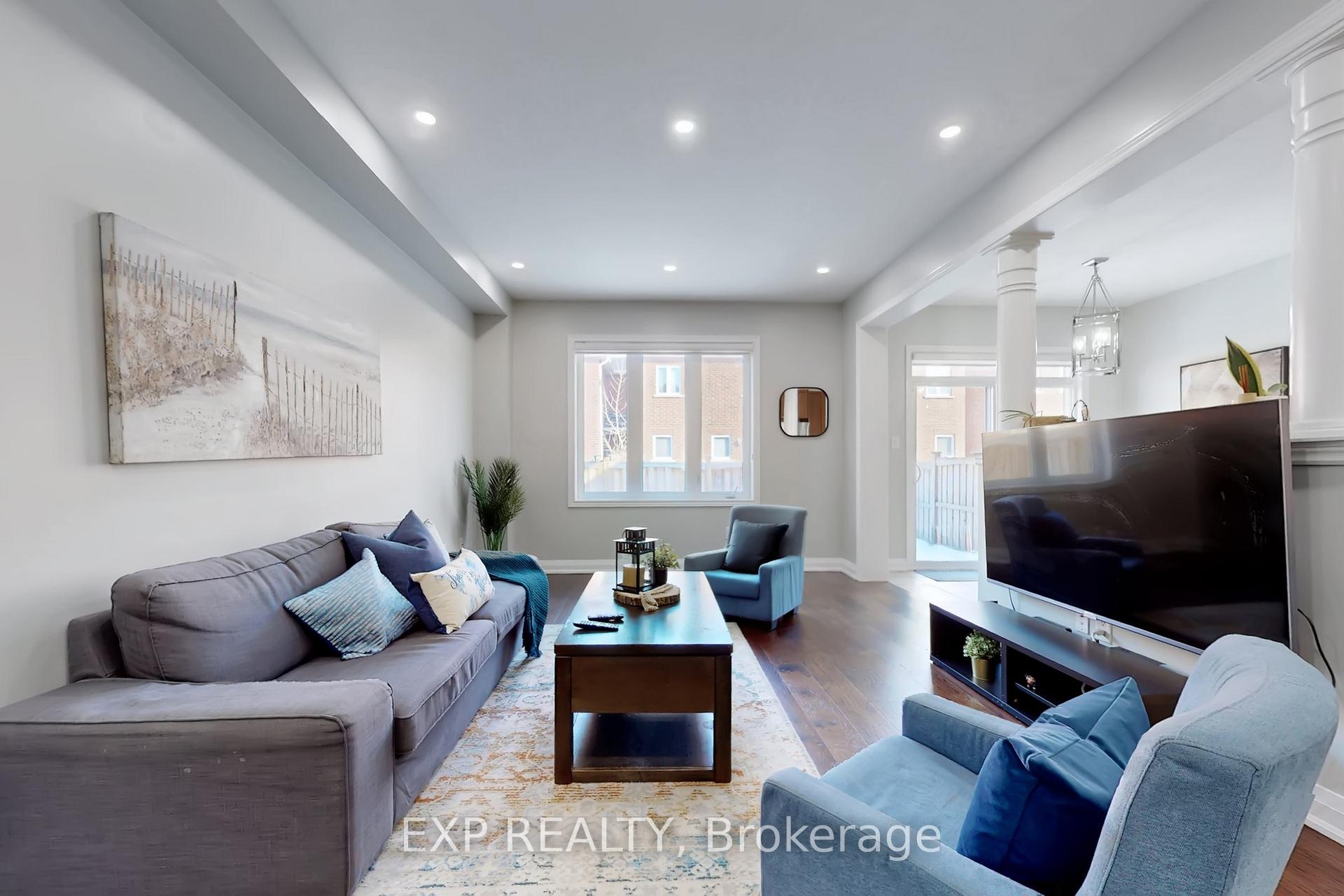 Photo 3 of 319 Giddings Crescent, Milton, Scott — HOMEH