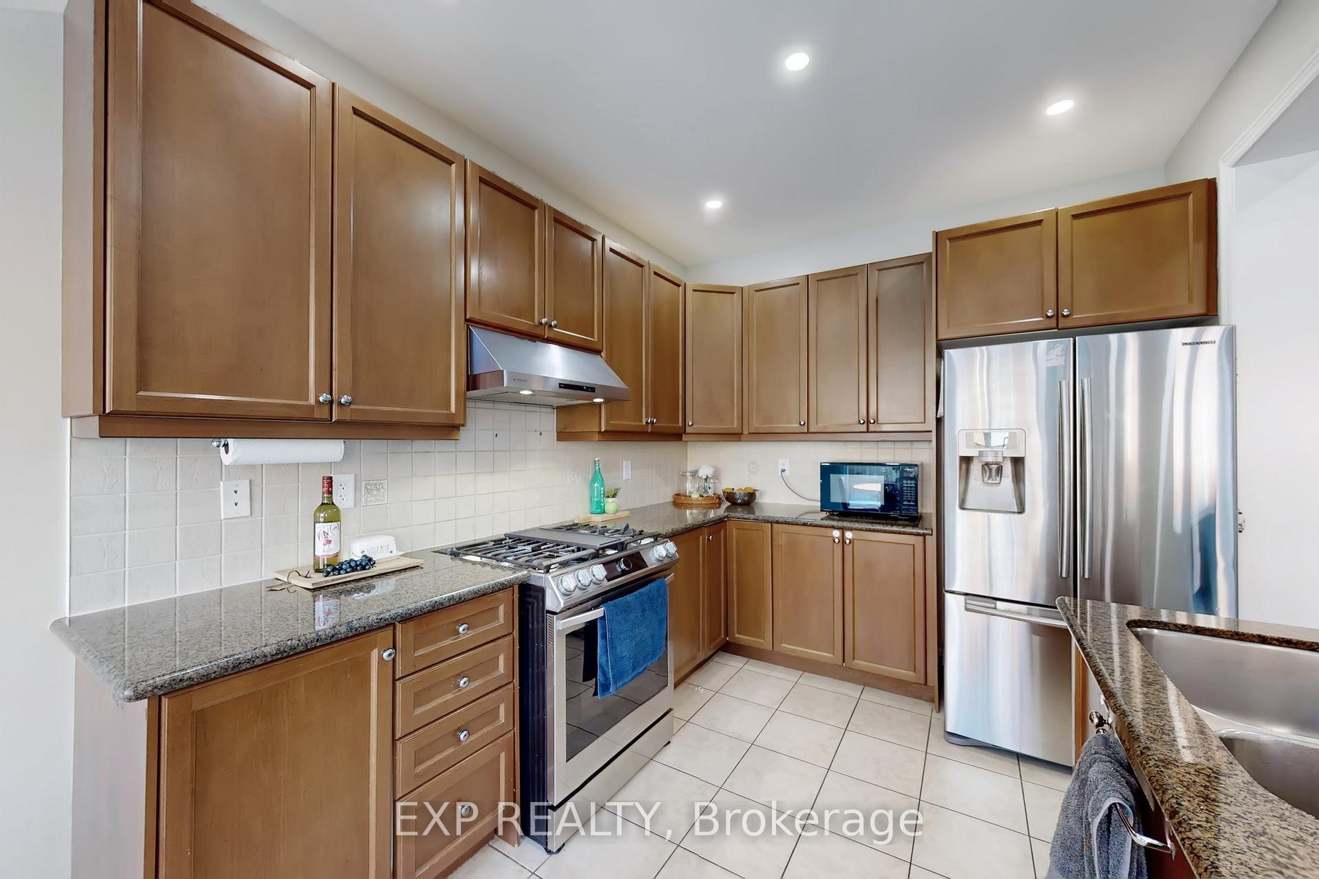 Photo 16 of 319 Giddings Crescent, Milton, Scott — HOMEH