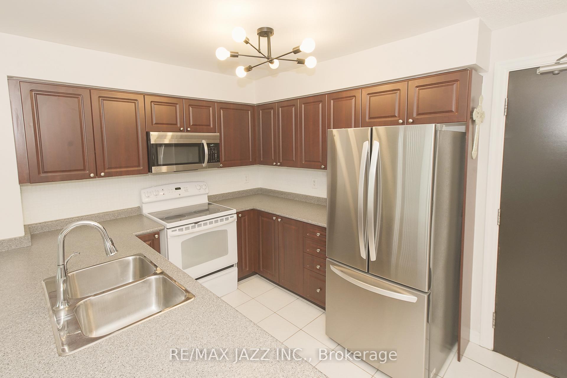 Photo 11 of Unit 714, 1600 Charles Street, Whitby, Port Whitby — HOMEH