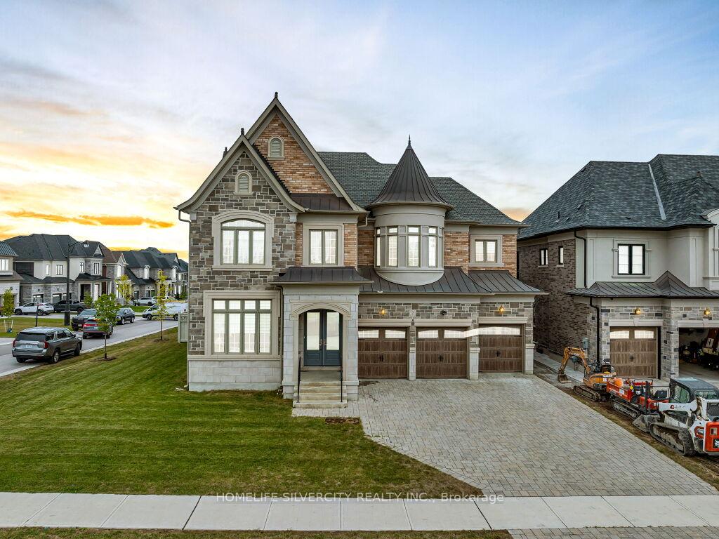 Photo 1 of 2 Endless Circle, Vaughan, Kleinburg — HOMEH