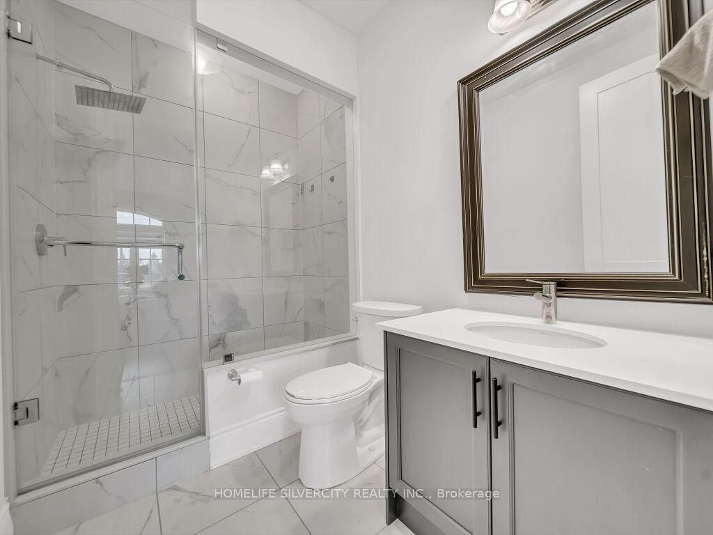 Photo 36 of 2 Endless Circle, Vaughan, Kleinburg — HOMEH