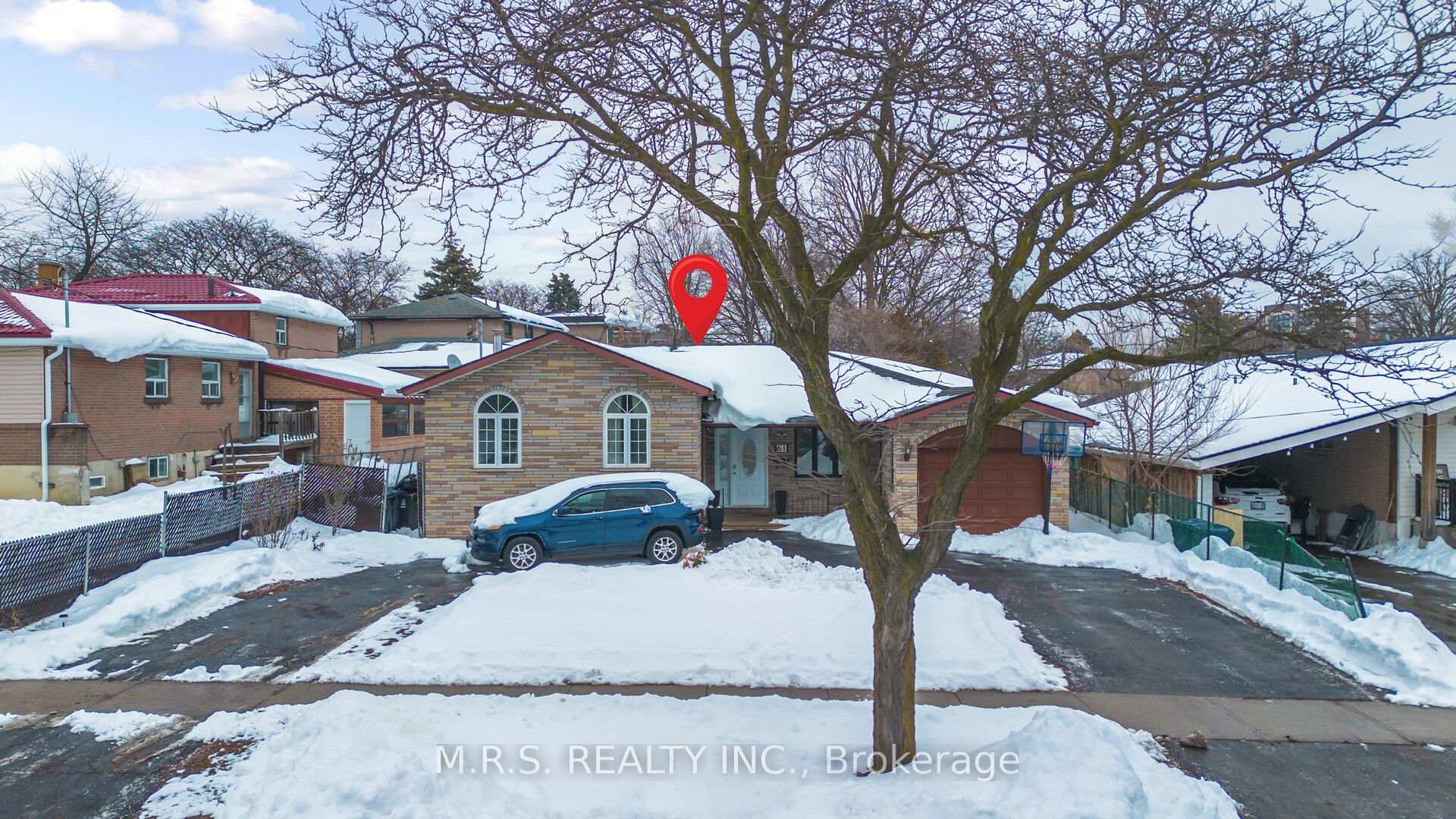 Front of 61 Bloomington Crescent