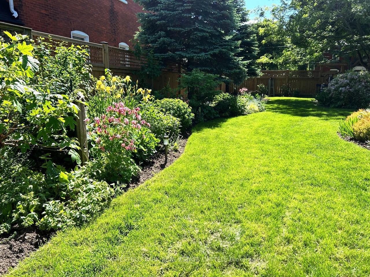 Photo 43 of 271 Ann Street, Belleville, Belleville Ward — HOMEH